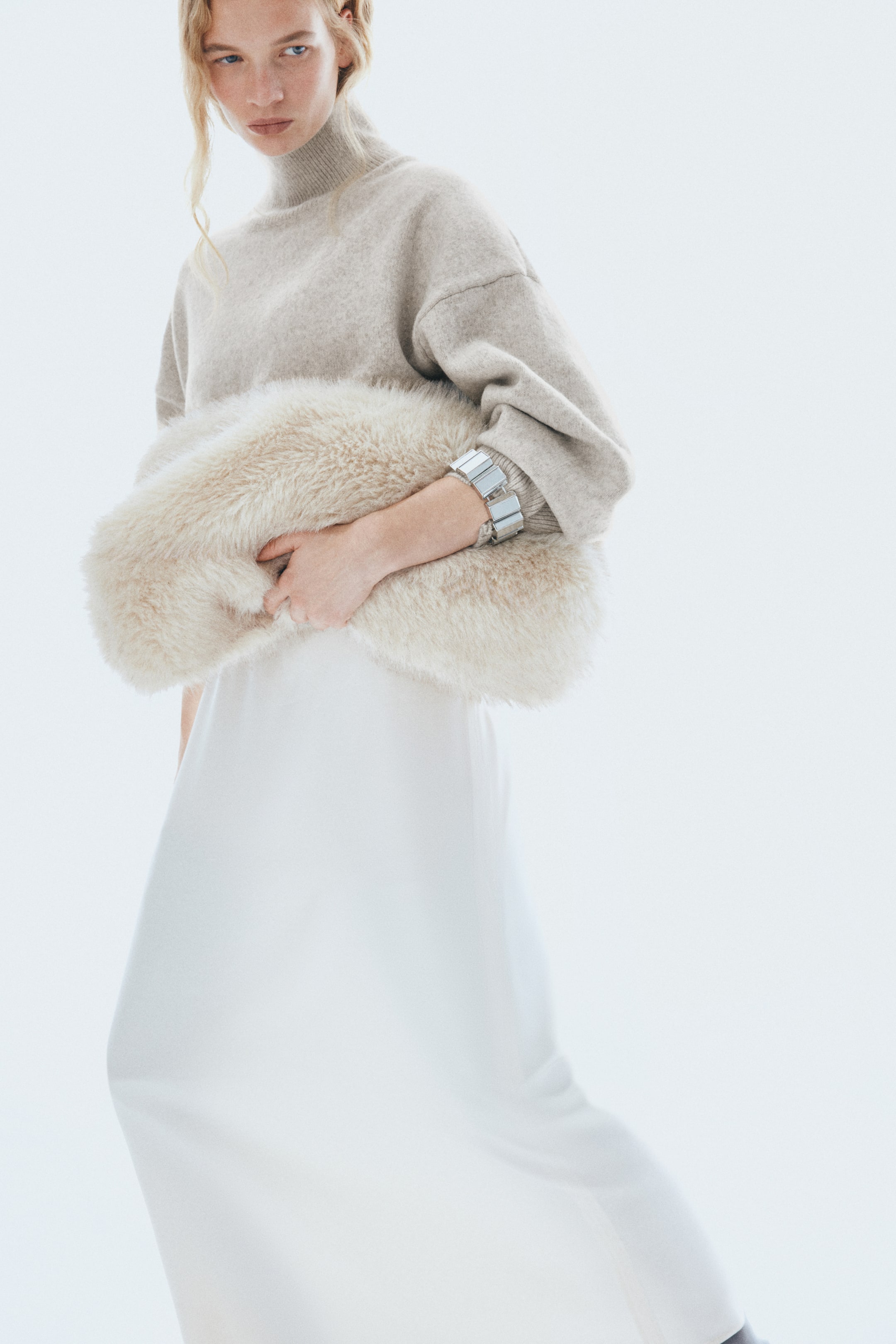 View larger image: Oversized turtleneck jumper - Light mole marl - Ladies | H&M IN 4