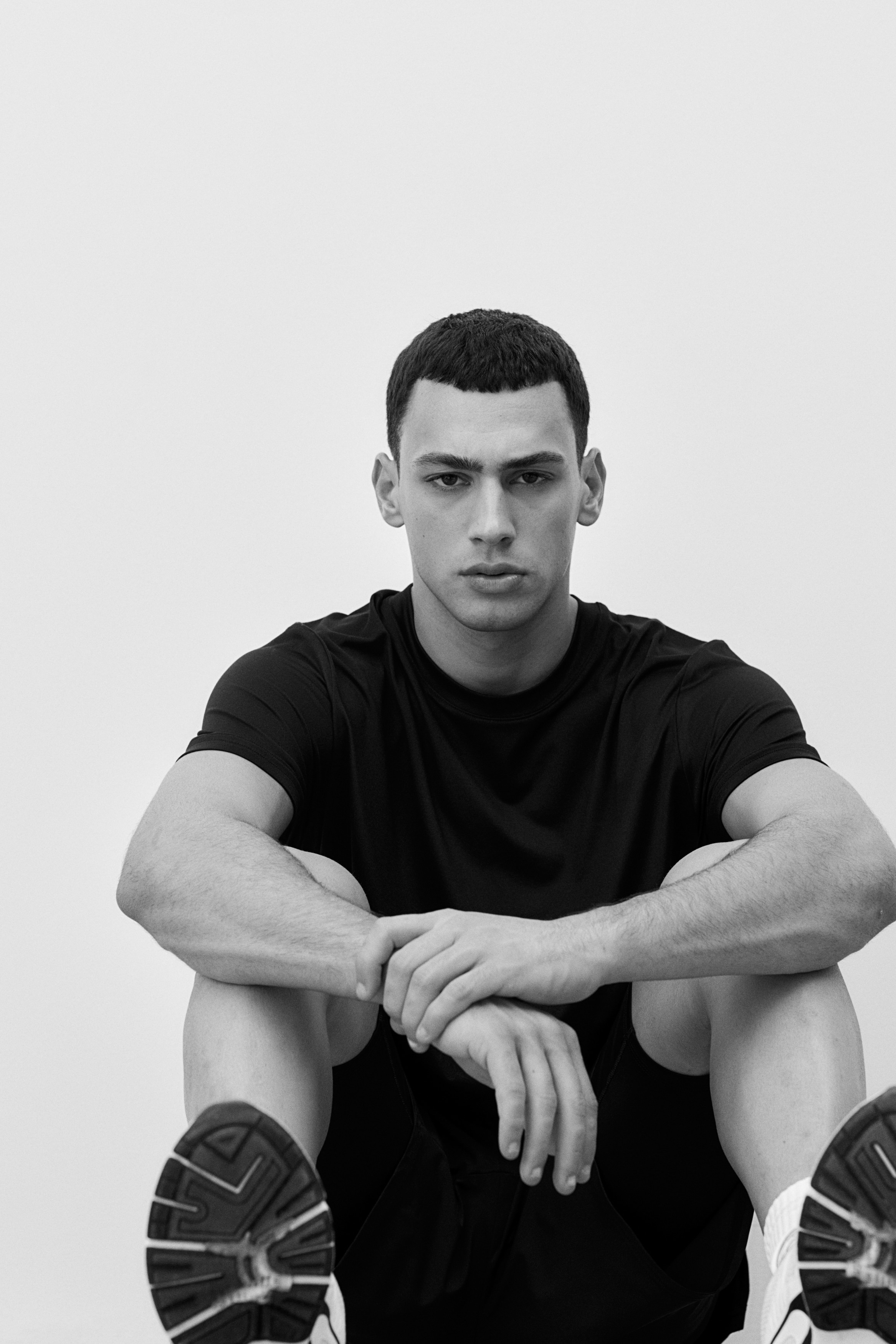 T-shirt sportiva con DryMove™ Regular Fit - Nero