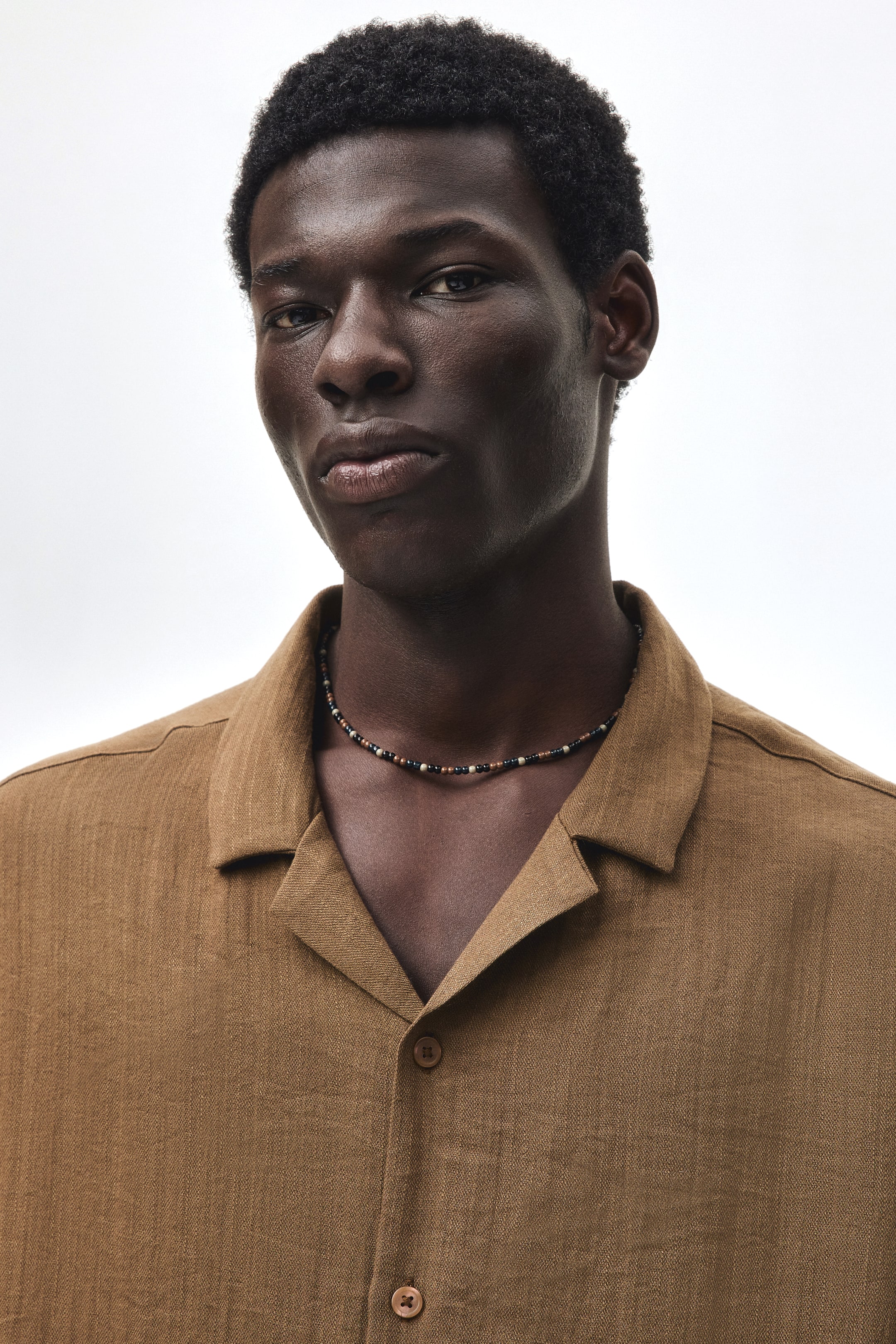 Chemise décontractée avec col cubain