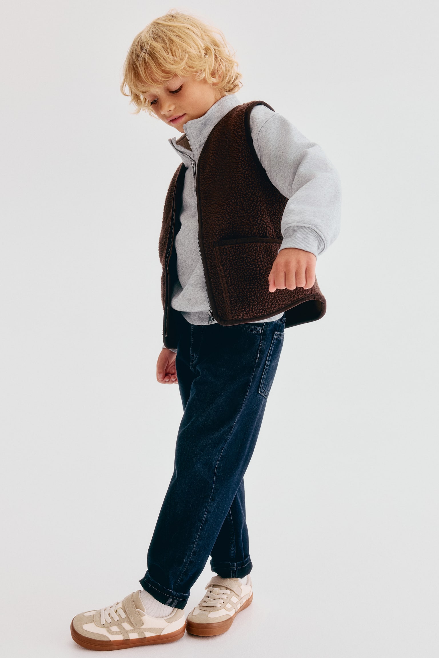 Детский жилет H&M Teddy Fleece Vest, цвет: Тёмный коричневый — фото 4