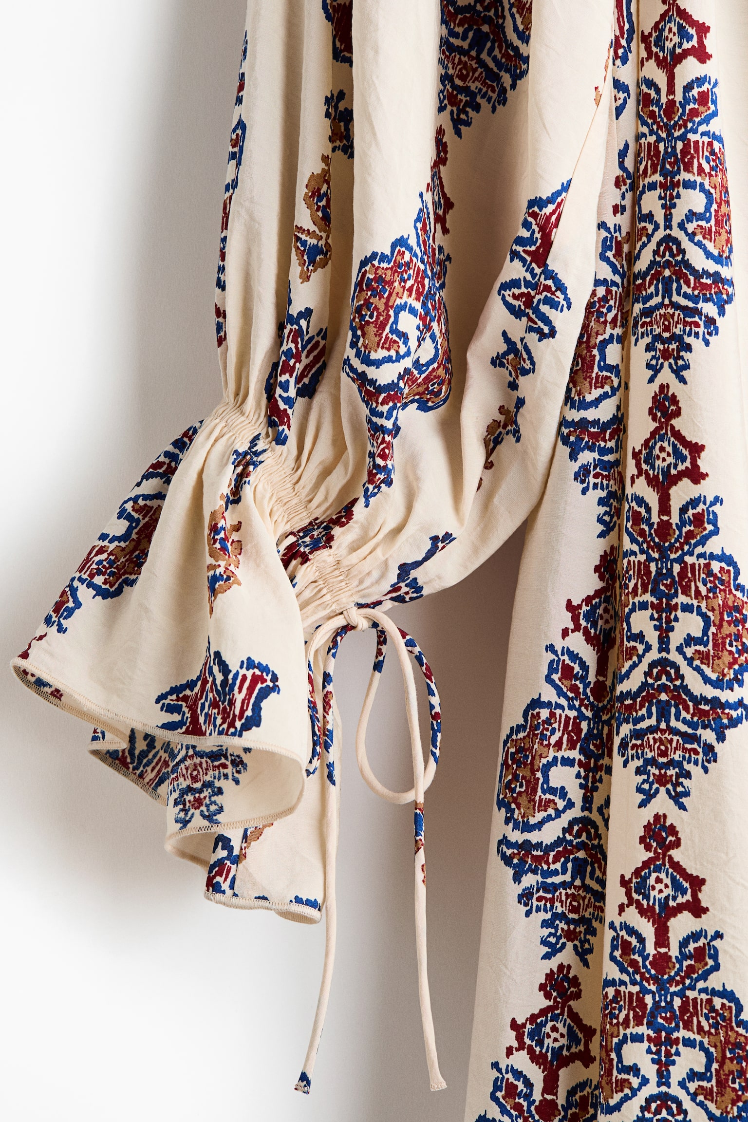 Váy trễ vai - Màu be nhạt/Hoa văn - 5