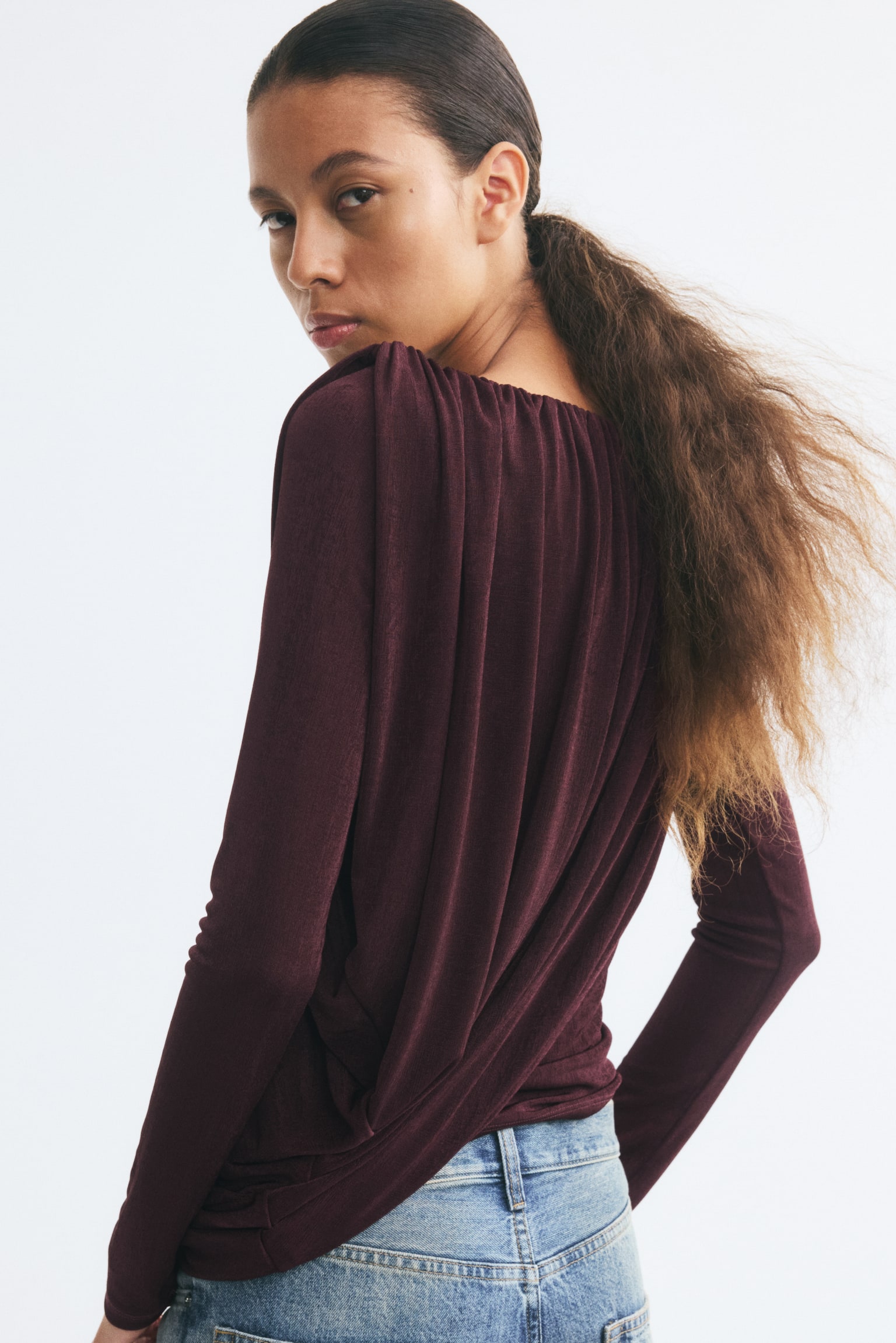 Женский топ H&M Draped Top, цвет: Тёмный фиолетовый — фото 4
