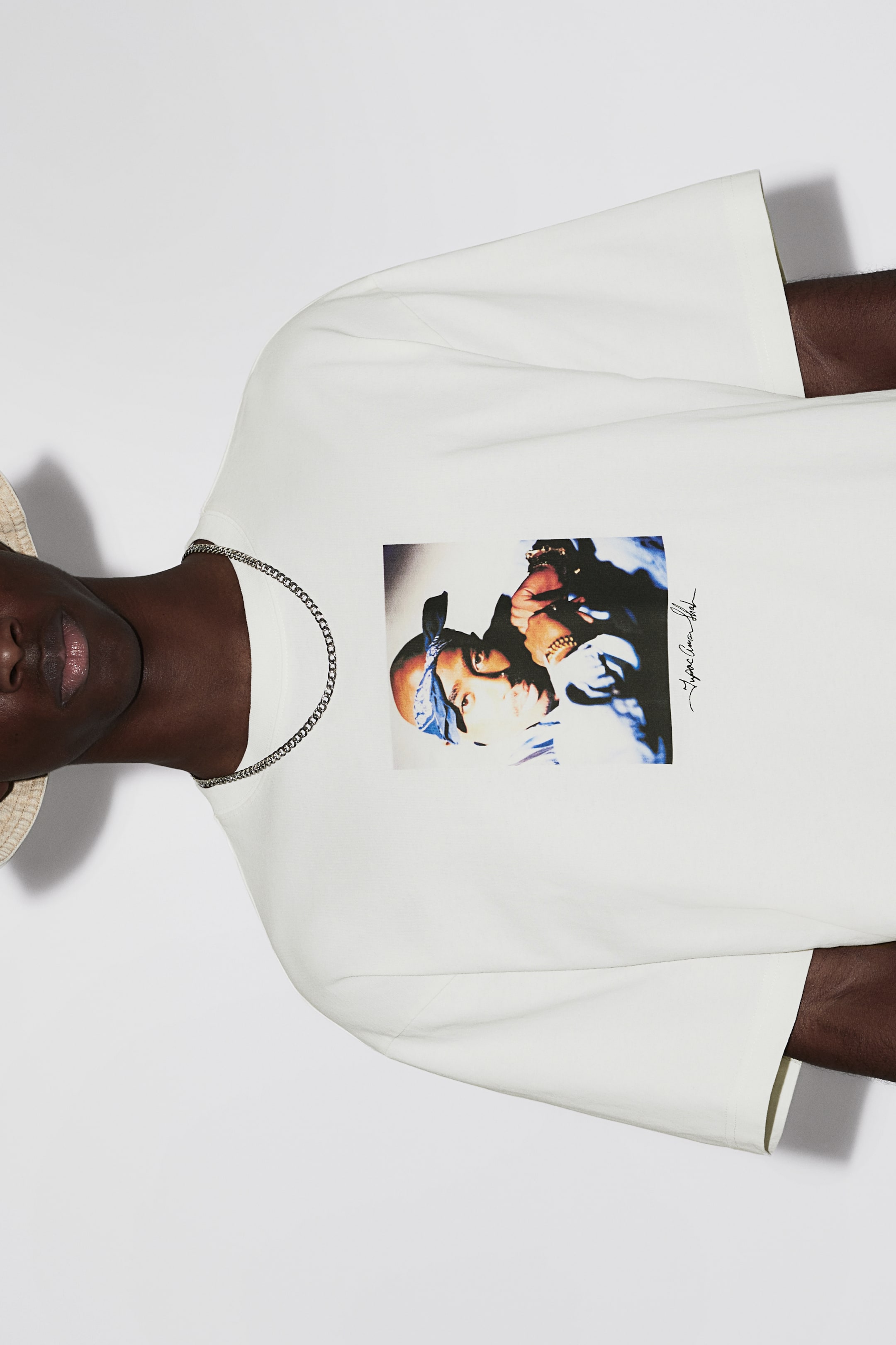 Loose Fit Printed T-shirt - White/2Pac - Men | H&M US