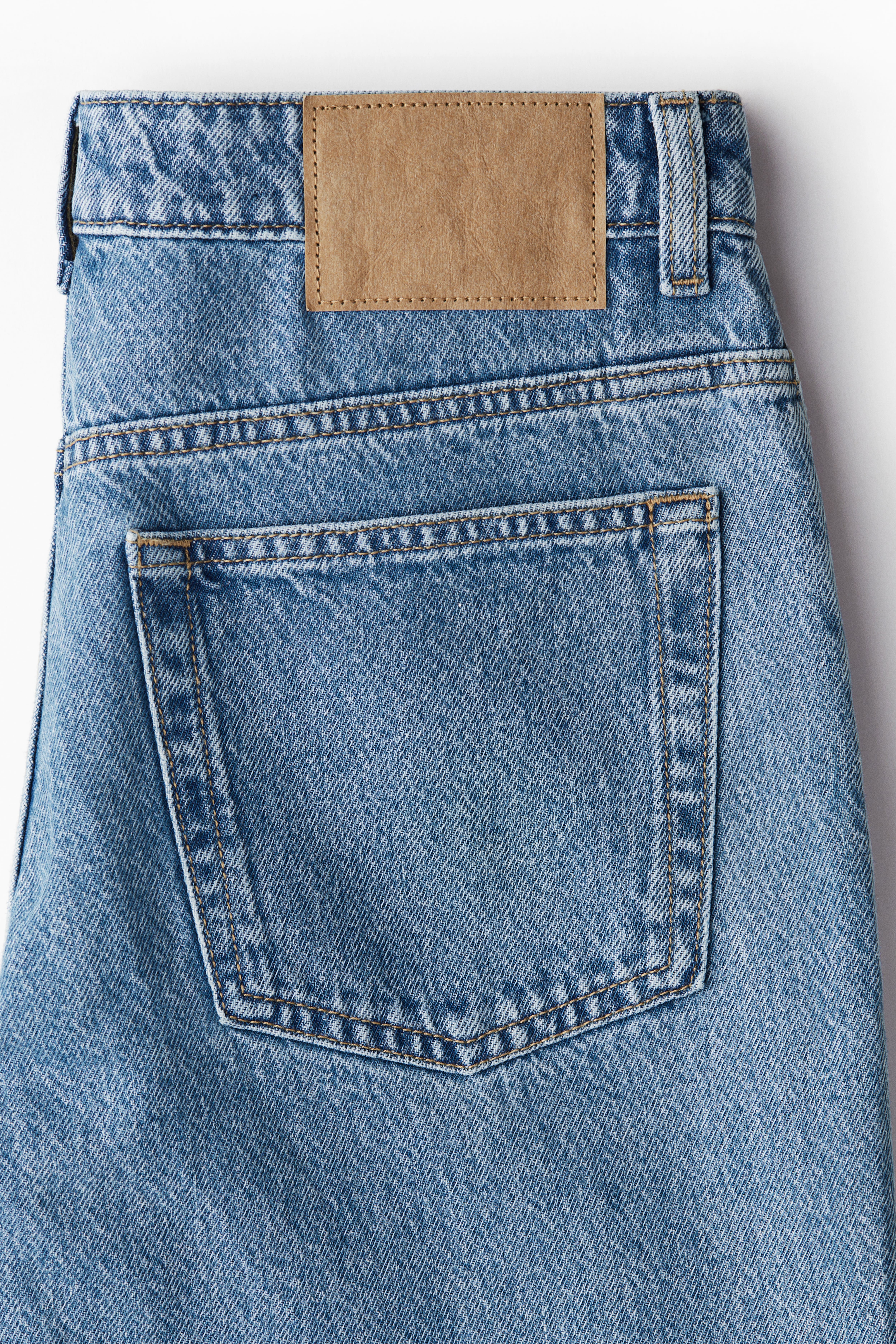 Wide High Studded Jeans