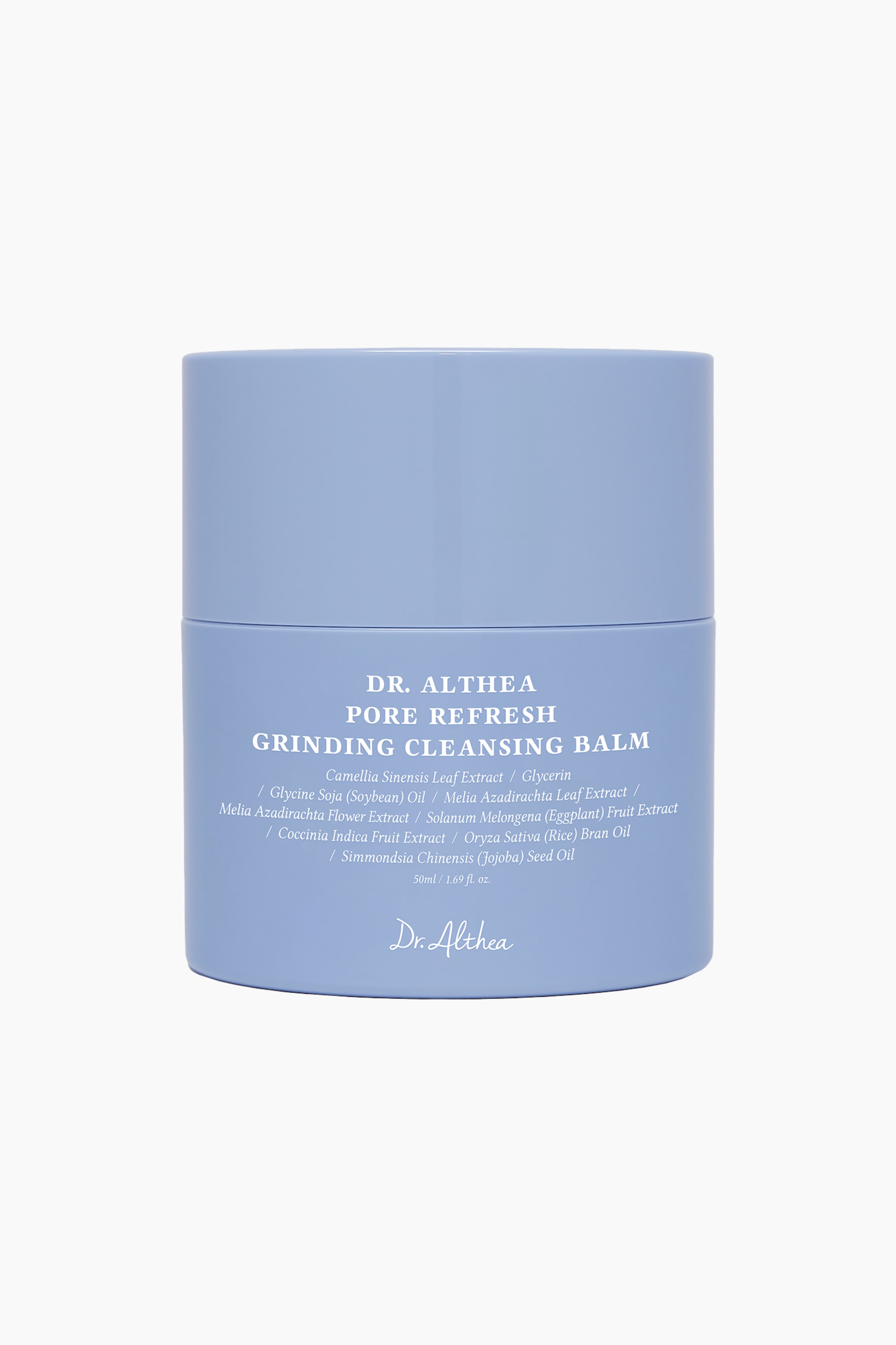 Visa större bild: En Dr. Althea Pore Refresh Grinding Cleansing Balm presenteras i en ljusblå, cylindrisk behållare med en matt yta, vänd rakt framåt. Behållaren visar "DR. ALTHEA PORE REFRESH GRINDING CLEANSING BALM," en lista över ingredienser samt "50ml / 1.69 fl. oz." i vit text på framsidan.