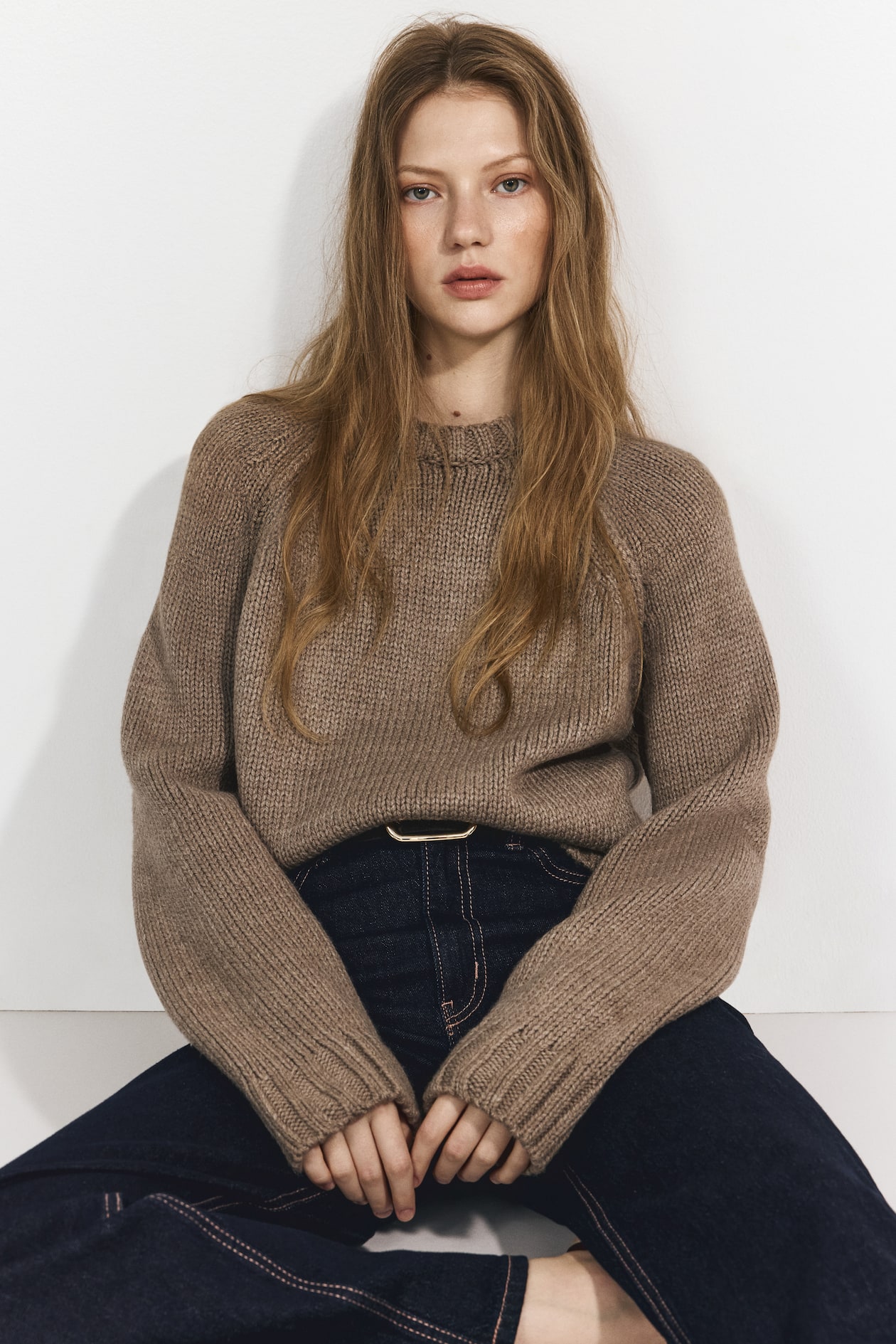 Raglan-Sleeved Sweater - image 4