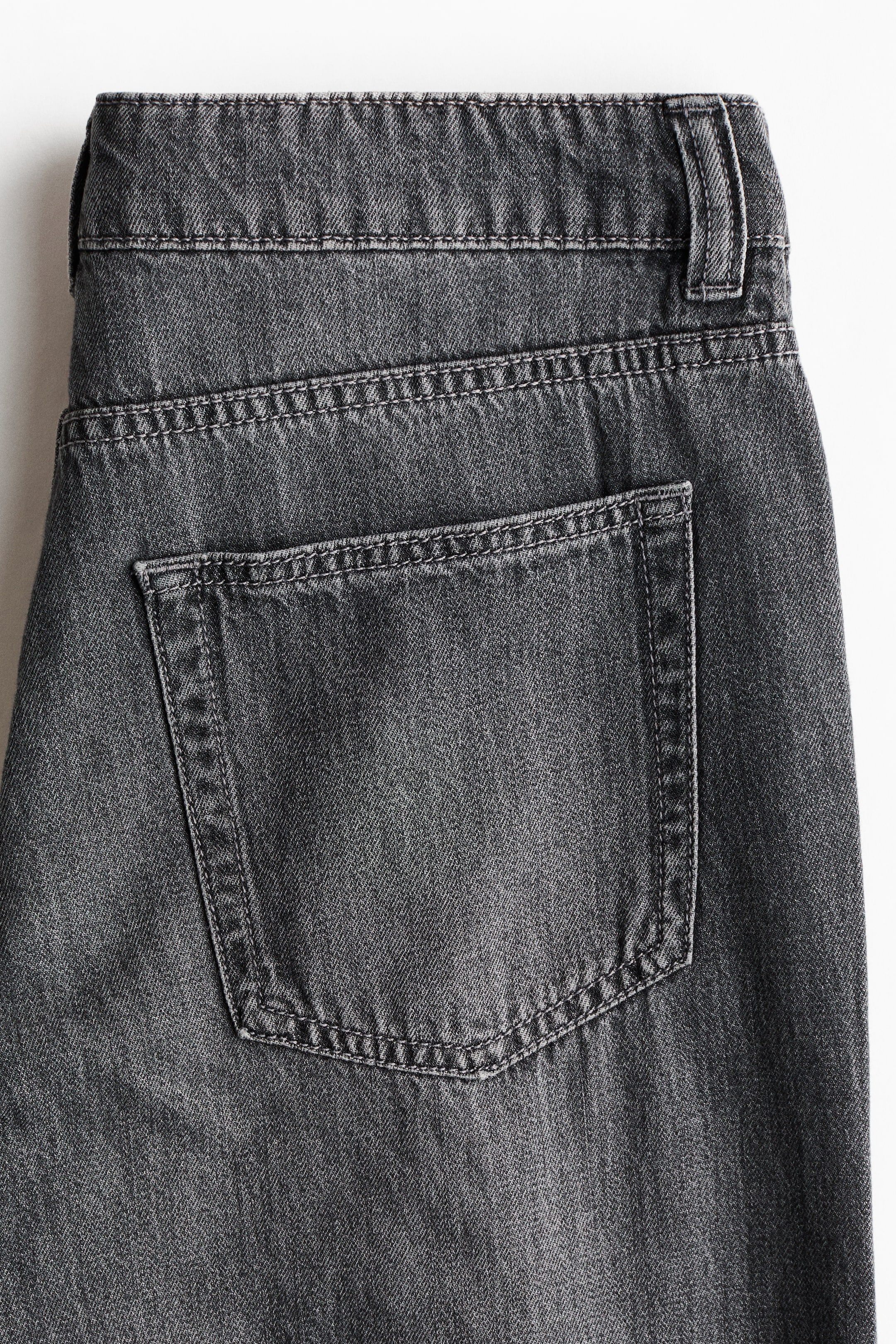 Wide-Leg Regular Waist Jeans
