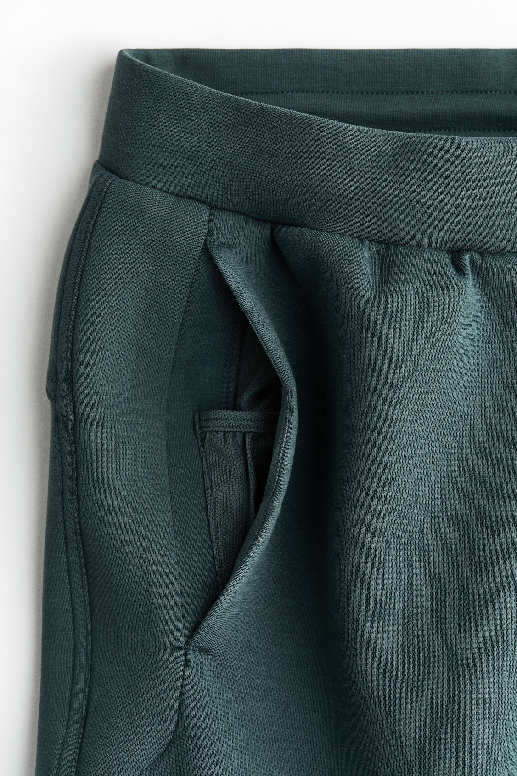 Sports Scuba Shorts with DryMove™