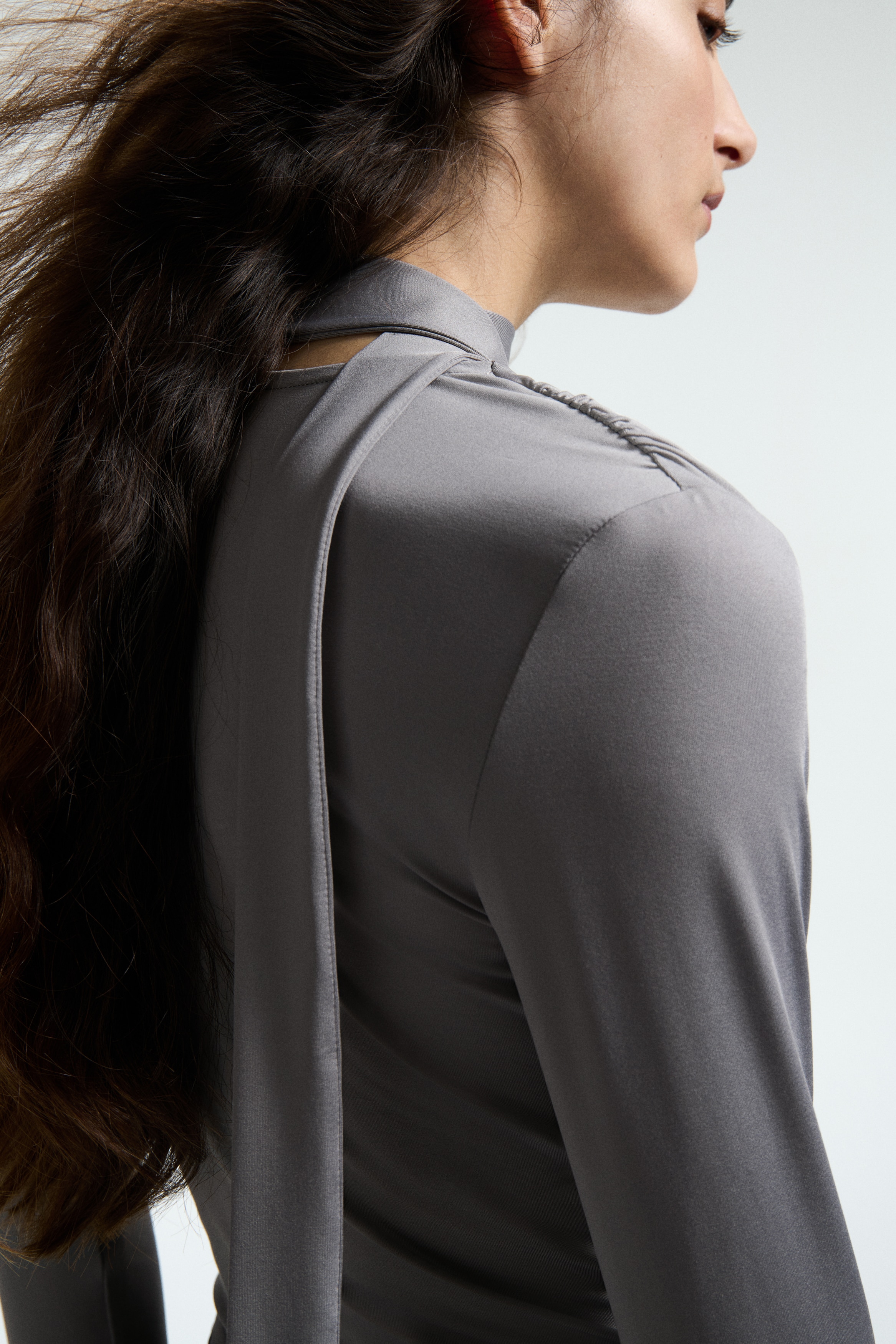 H & M - スカーフディテールトップス - グレー H & M - スカーフディテールトップス - グレー