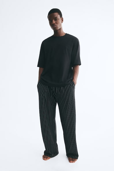 リラックスフィット パジャマ Tシャツ&パンツ