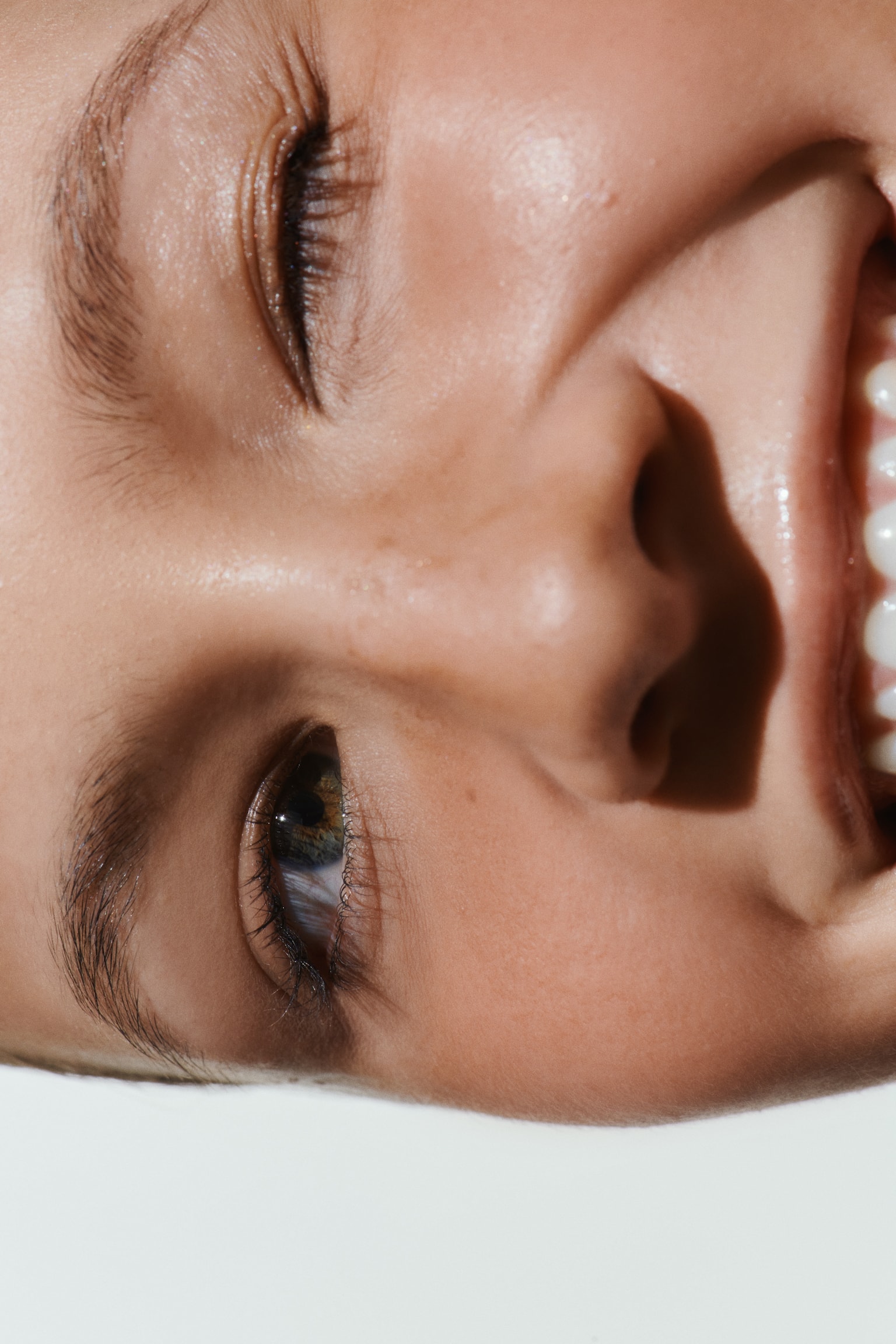 Sunlit Bronzer - Limited Edition Sunlit Bronzer - 3