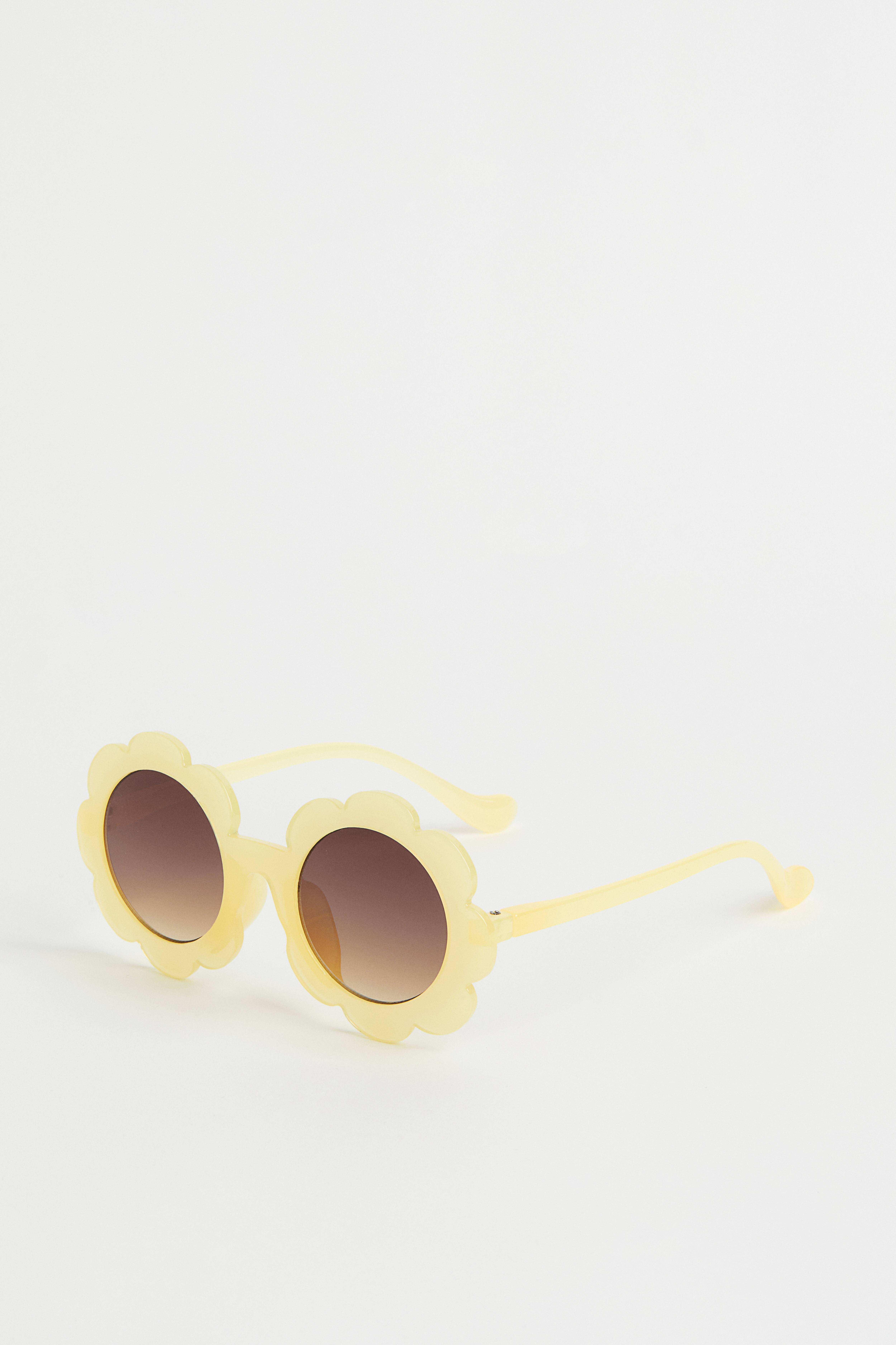 H&m baby girl sunglasses best sale