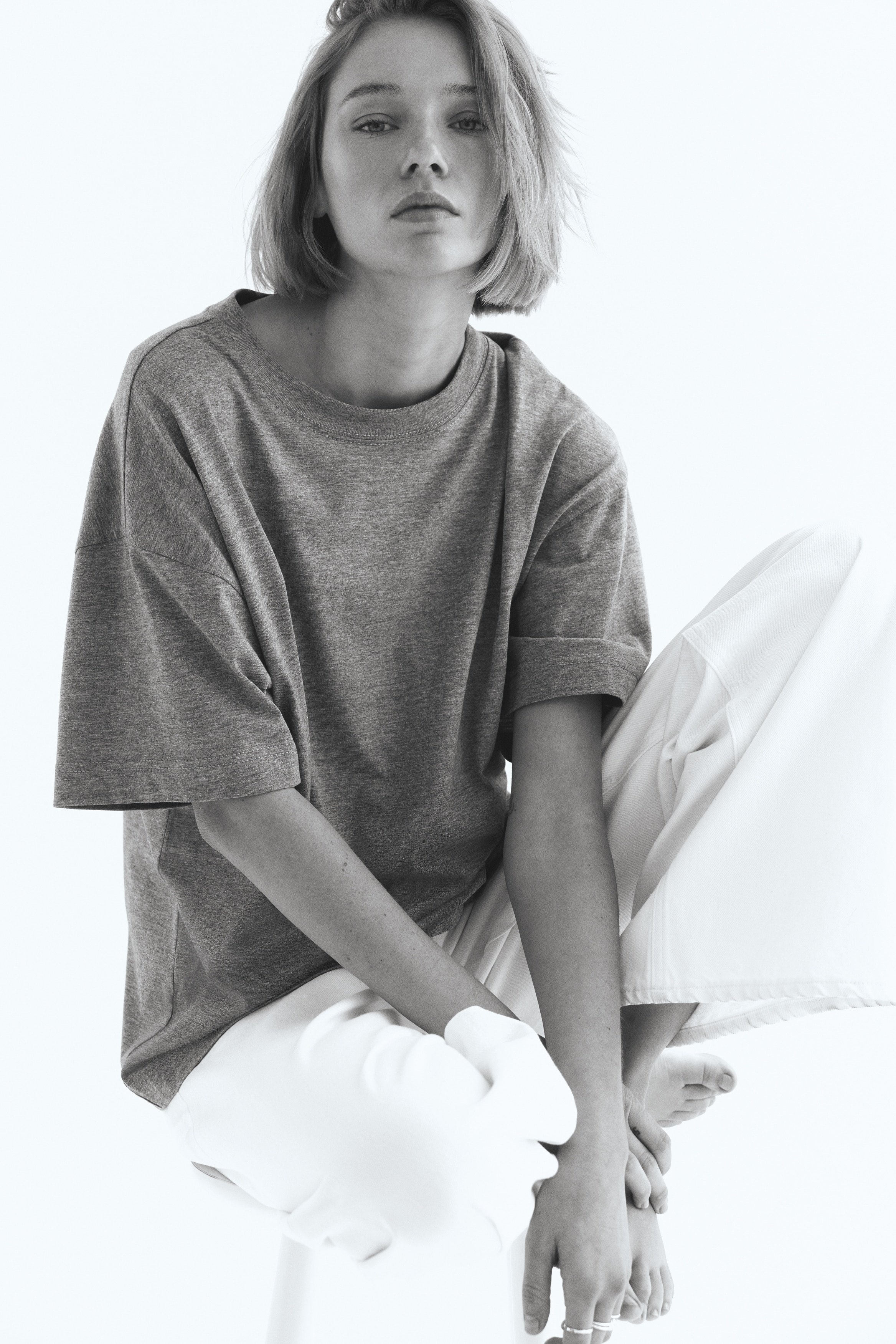 T-shirt σε φαρδιά γραμμή - Γκρι μελανζέ/Λευκό/Μαύρο/Μπορντό