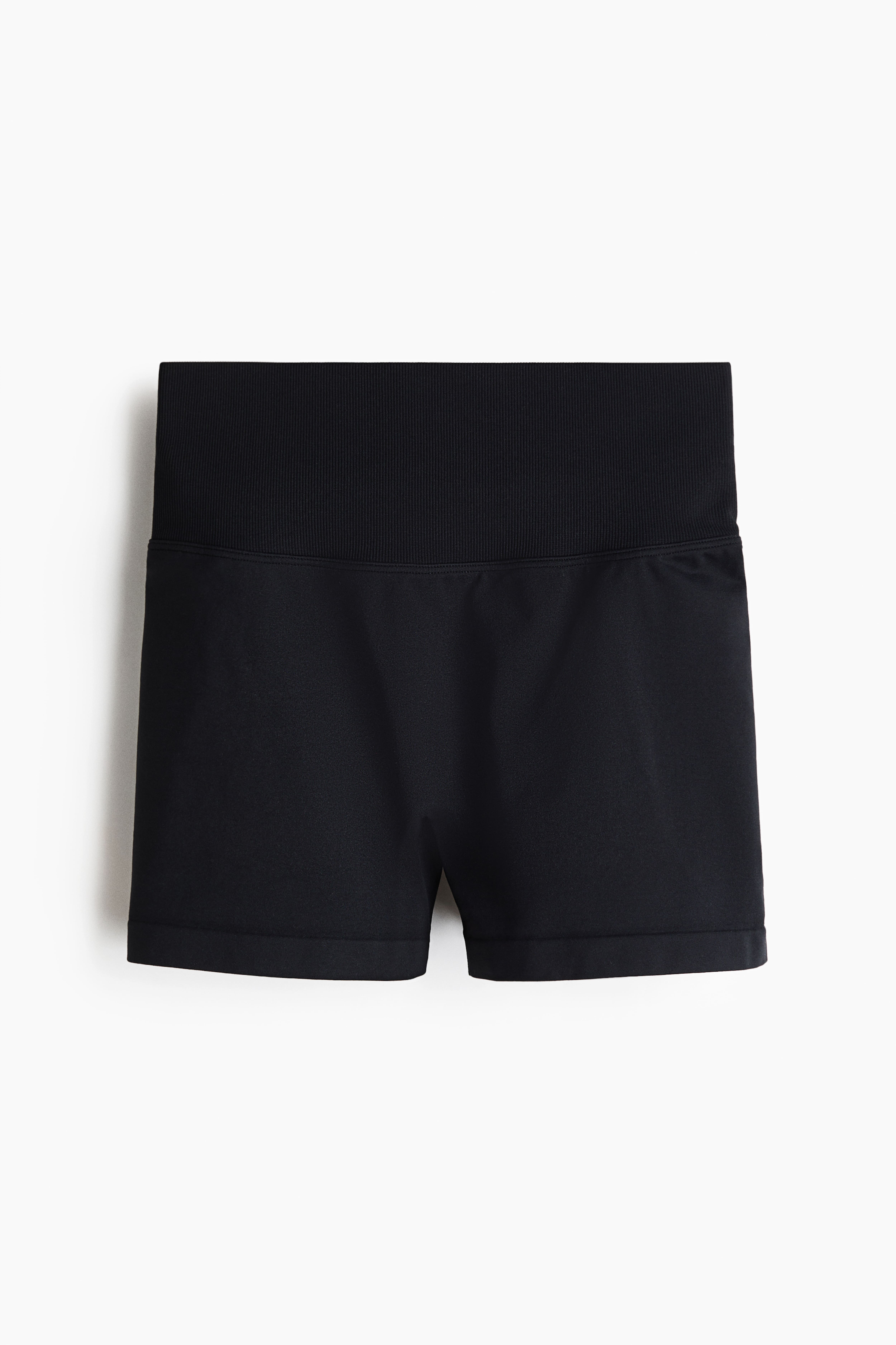 Seamless Scrunch Hot Pants with DryMove™