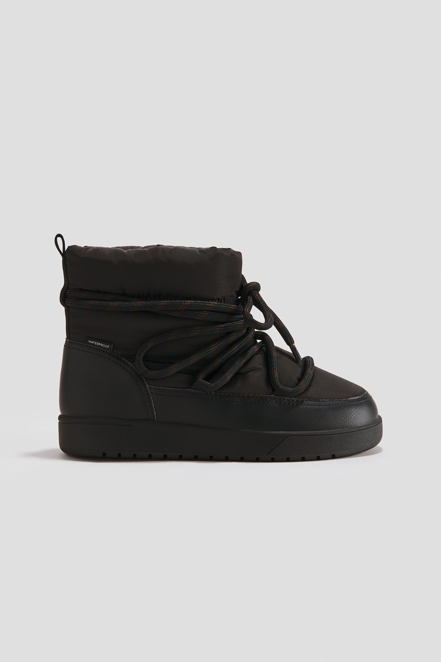 Waterproof snow boots