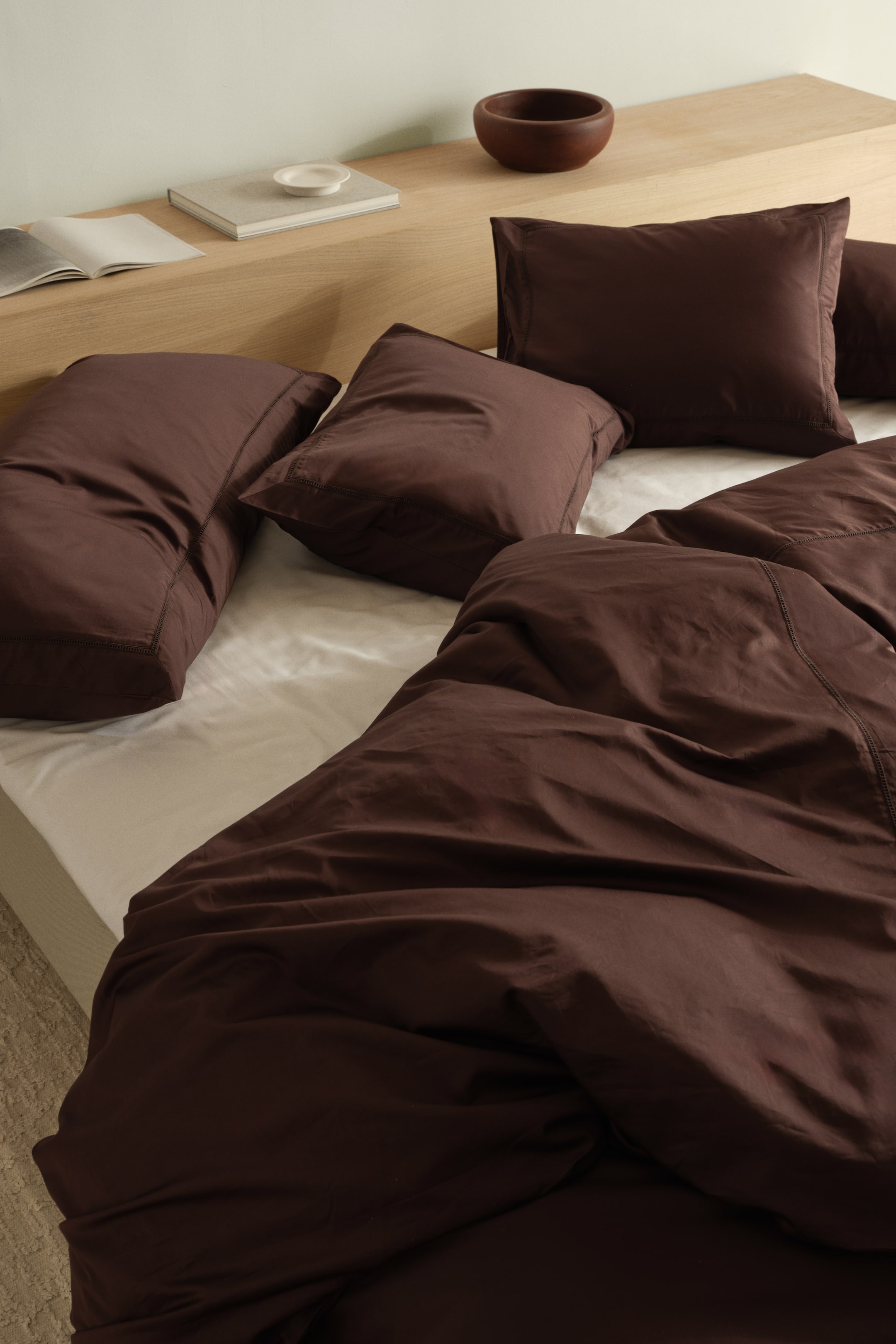 View larger image: Egyptian Cotton King/Queen Duvet Cover Set - Dark brown - Home All | H&M US 1