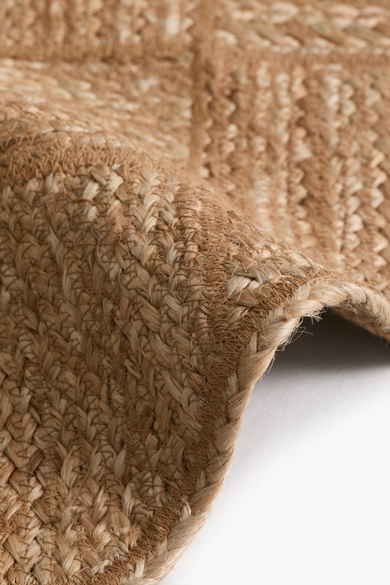 Braided jute runner rug - 3