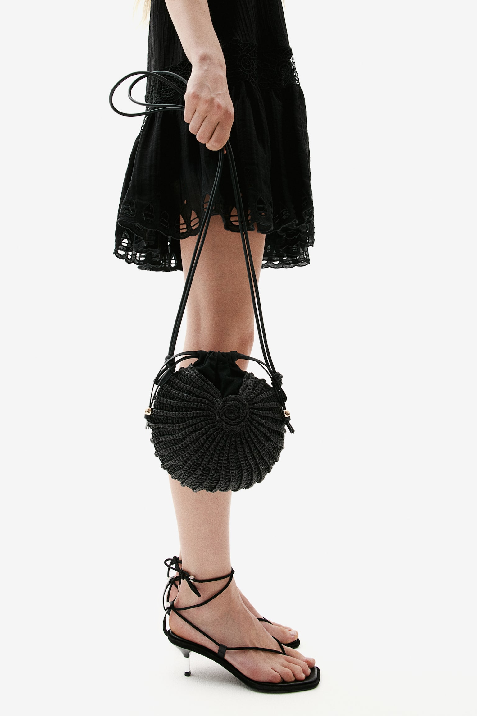 Shell Shaped Straw Bag - Black - 1