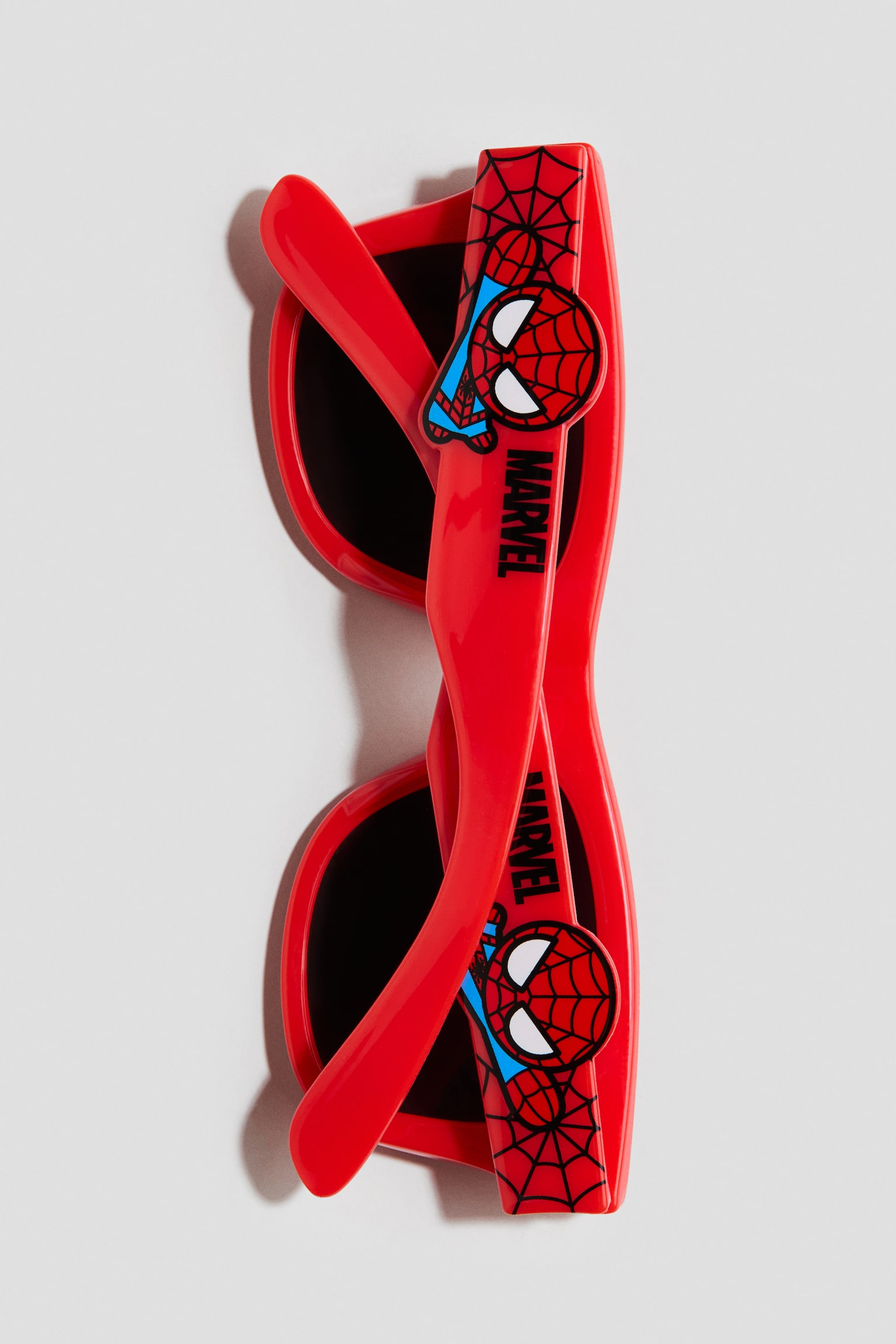 משקפי שמש עם הדפסים - אדום/Spidey - 2