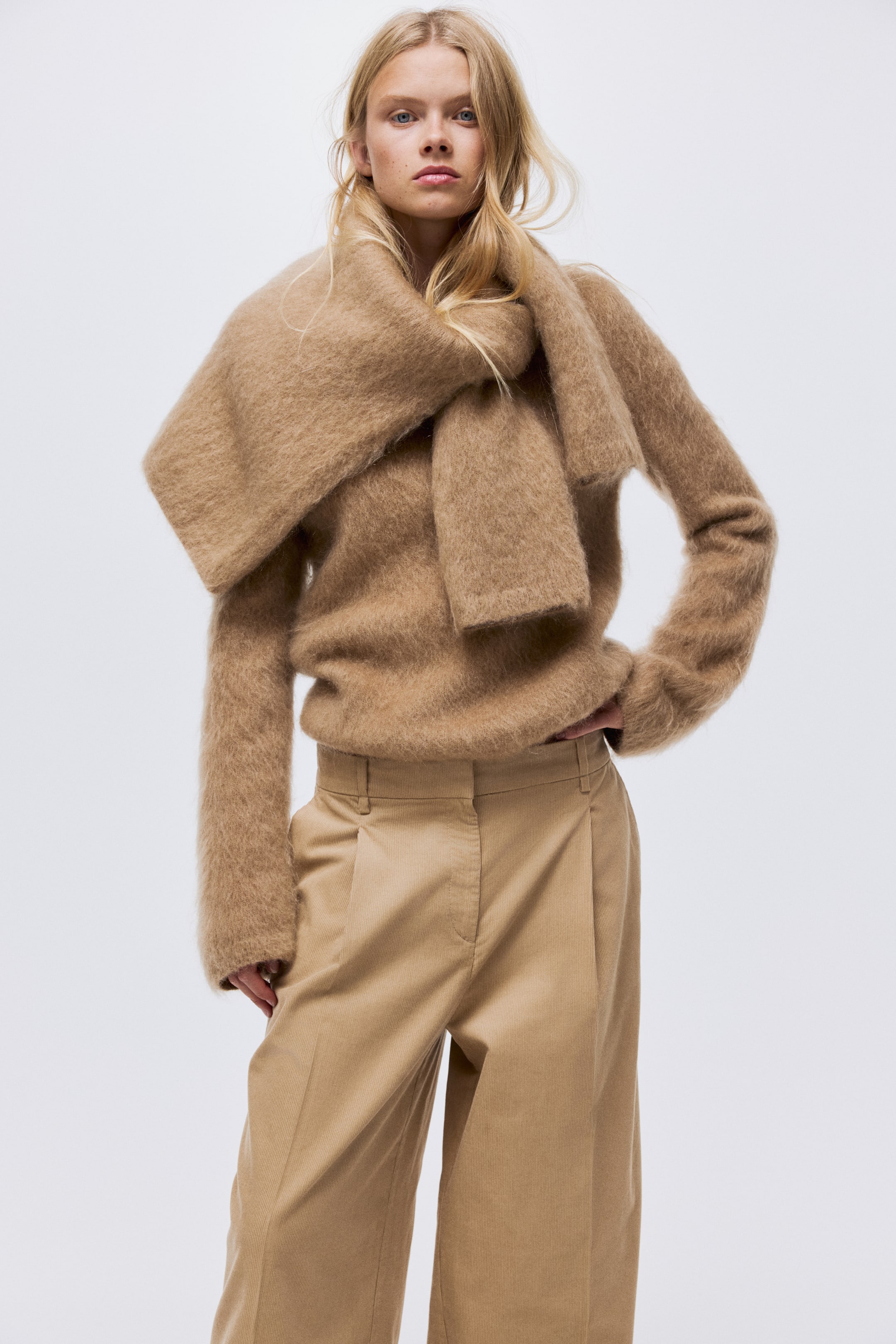 Visualizza immagine più grande: Pantaloni ampi in velluto a coste - Beige - DONNA | H&M IT 2