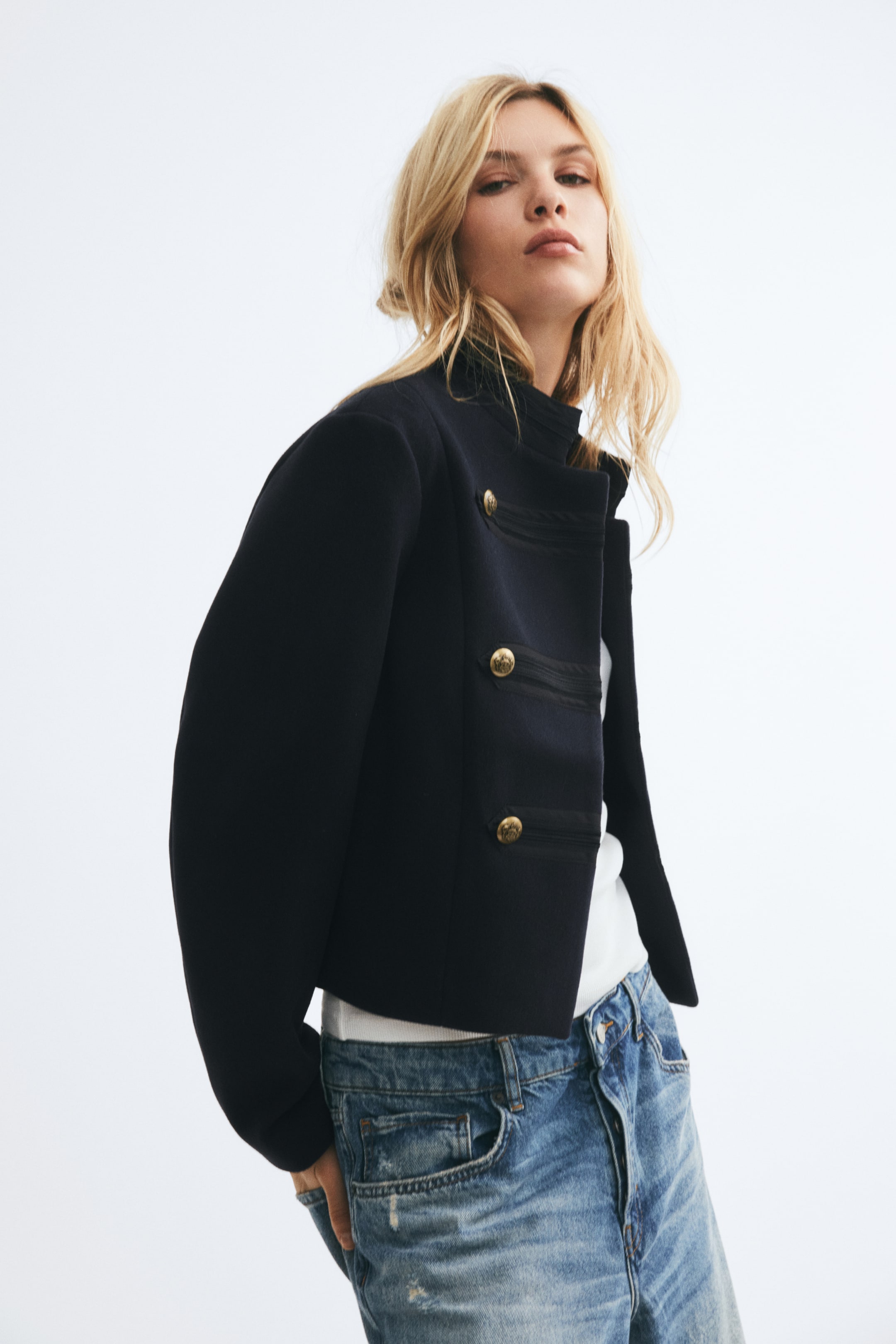 Женские куртки H&M Button-Detail Jacket — фото 6