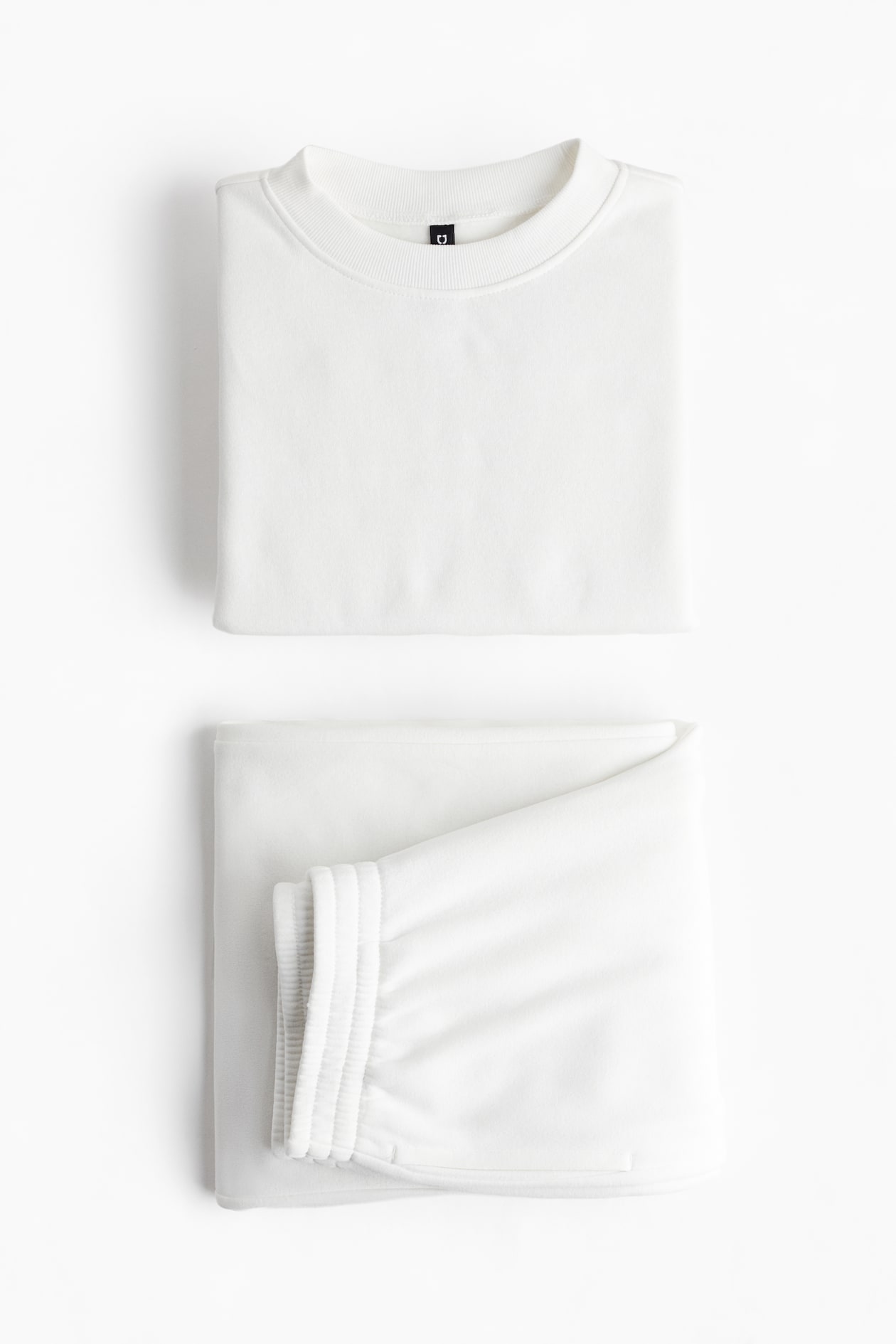 2-piece Sweatsuit - image 2