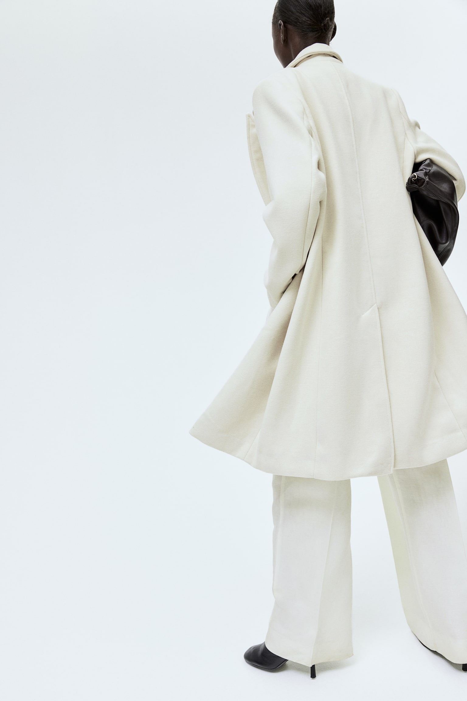 Shoulder-pad coat - Cream - 7