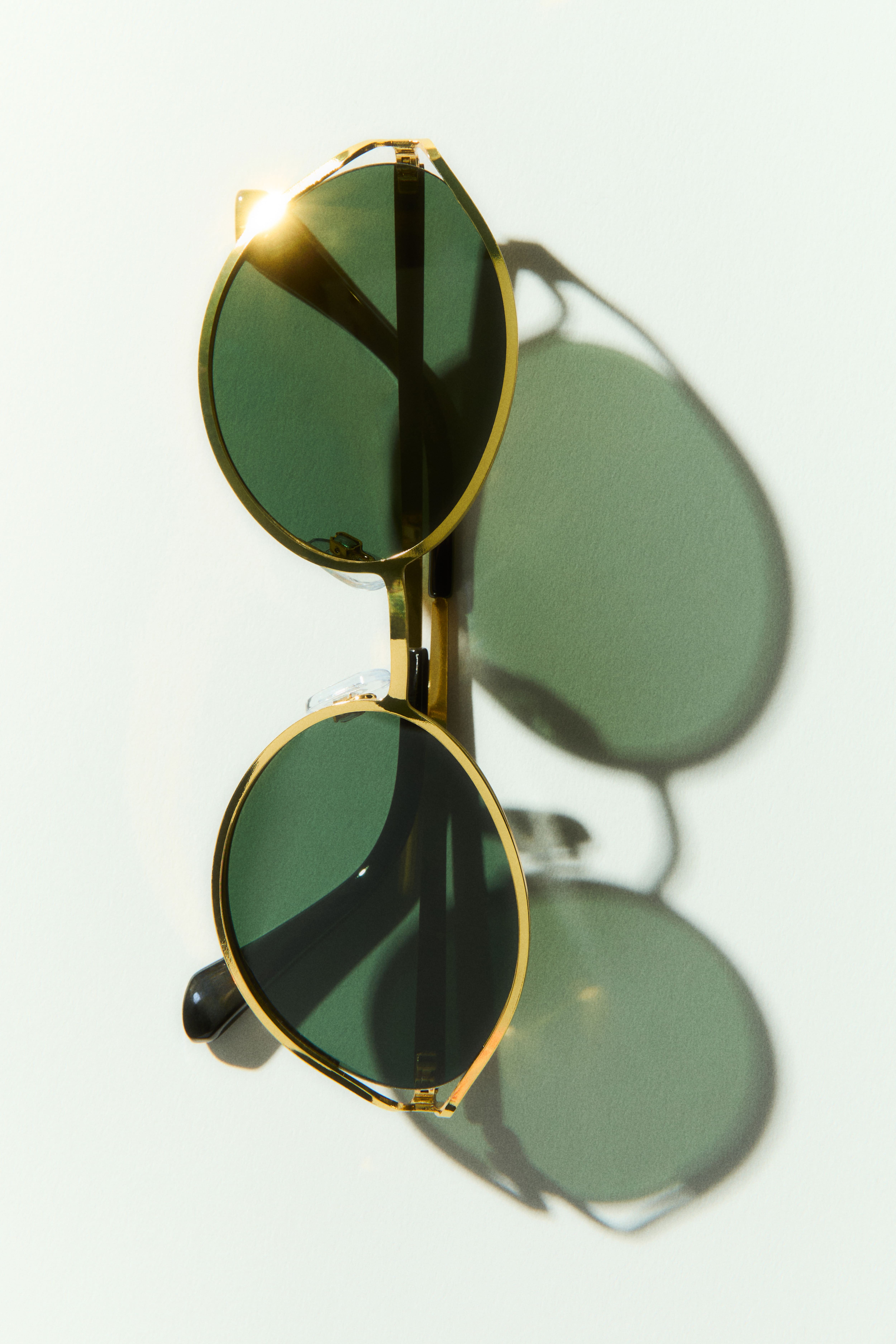 Lunettes de soleil ovales