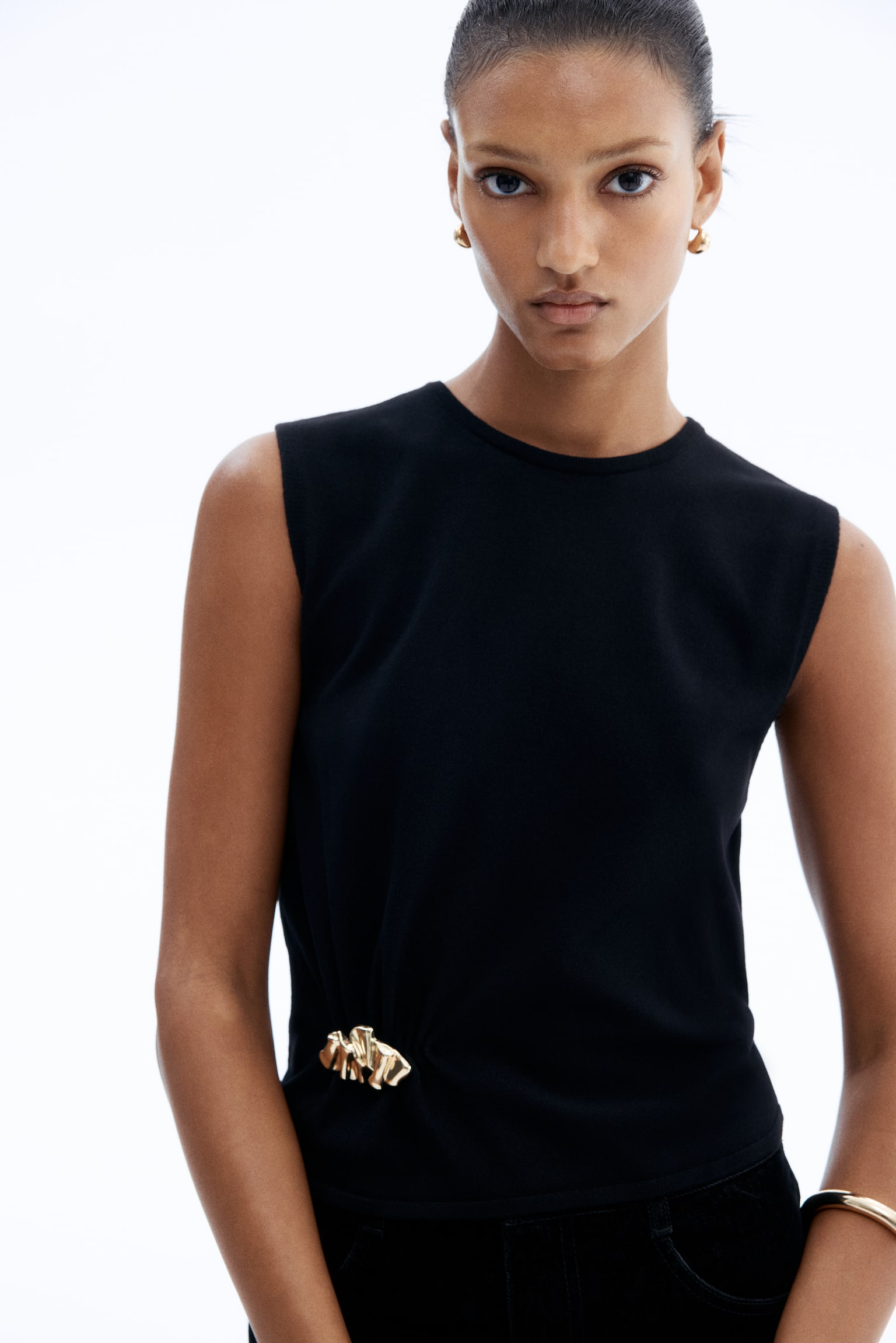 Metal Detaylı İnce Triko Üst - Siyah/Krem - 3