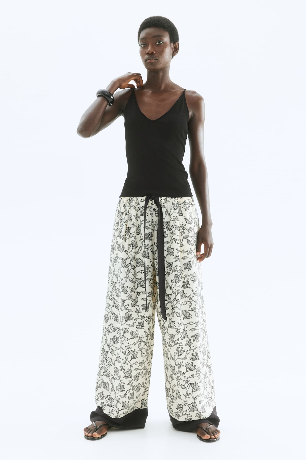 Wide-Leg Pants with Tie Belt - image 4