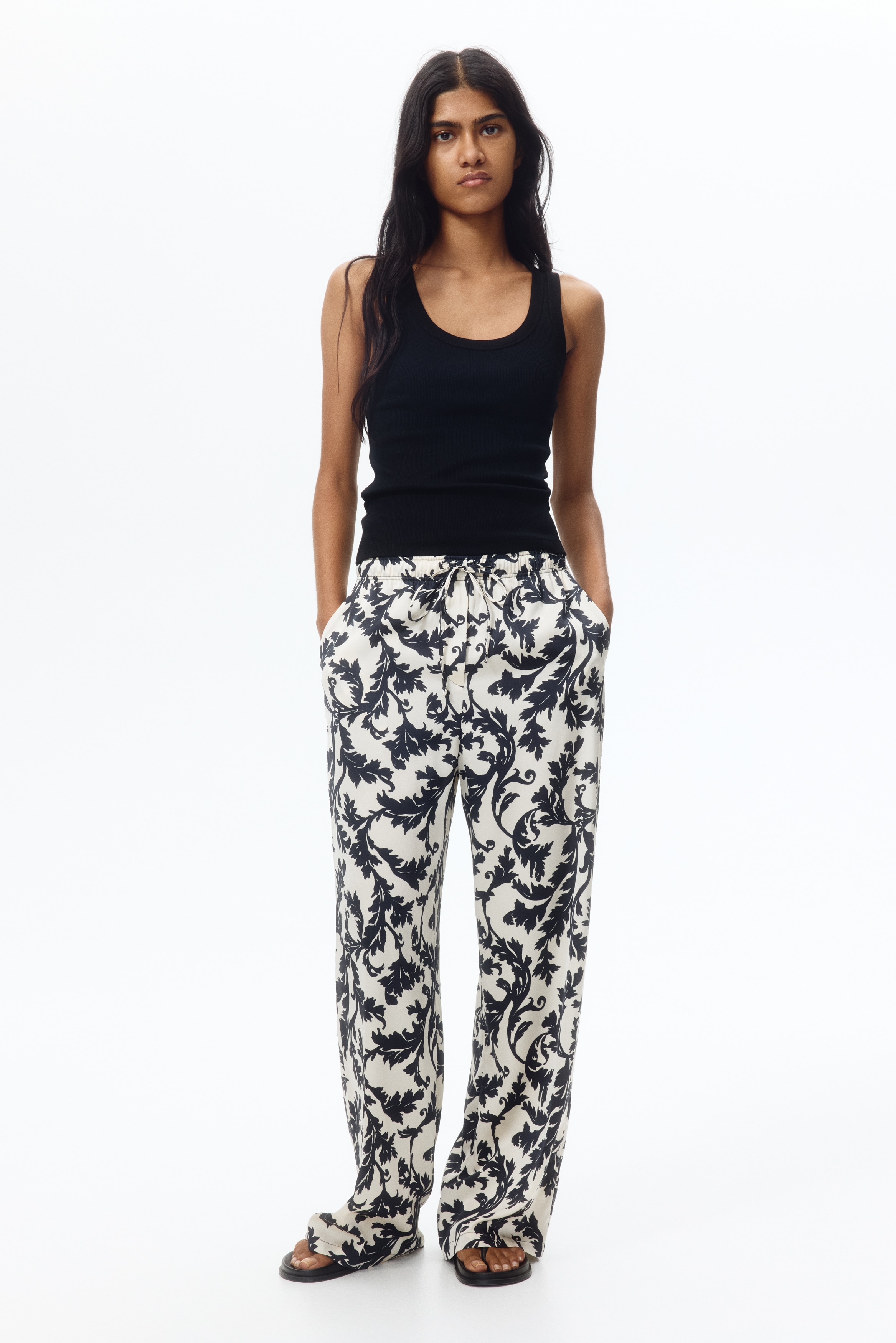 Satin drawstring trousers - Cream/Patterned/Dusty purple/Paisley pattern