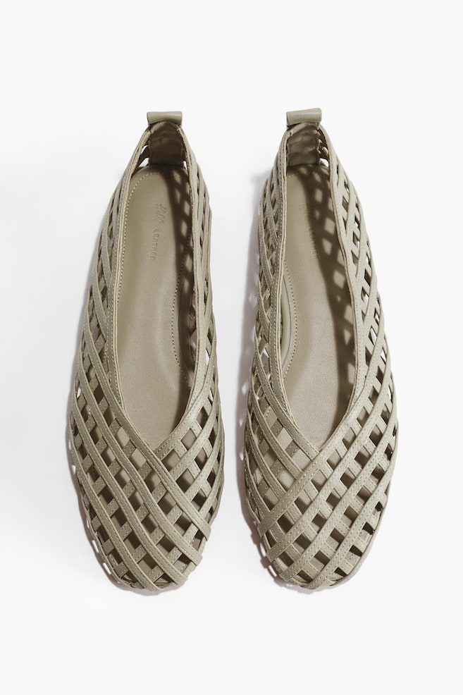 Braided-look leather ballet flats - Light dusty green/Burgundy/Dark beige - 1