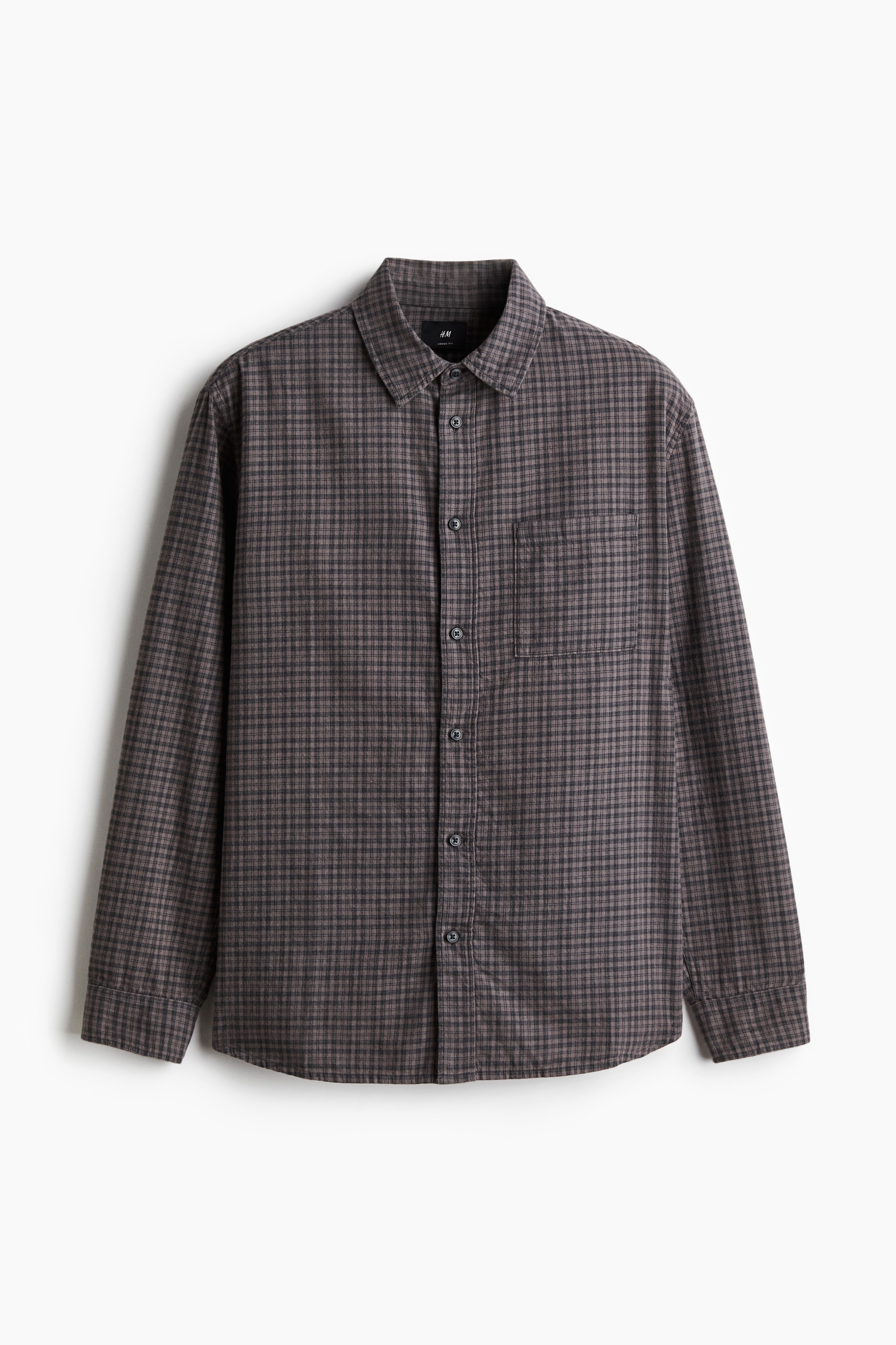 Loose Fit Flannel shirtModel