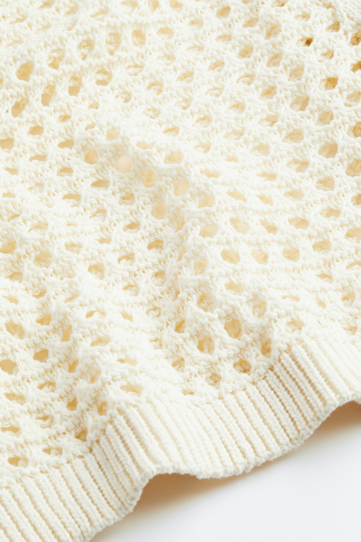 Oversized pointelle-knit jumper - Cream - 2