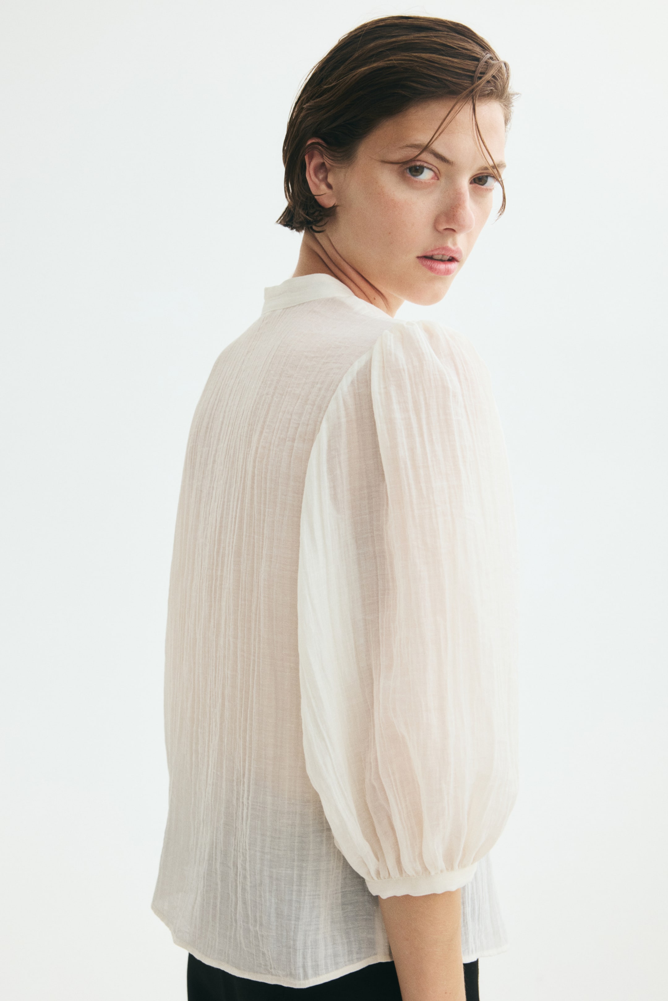 Balloon-Sleeved Blouse