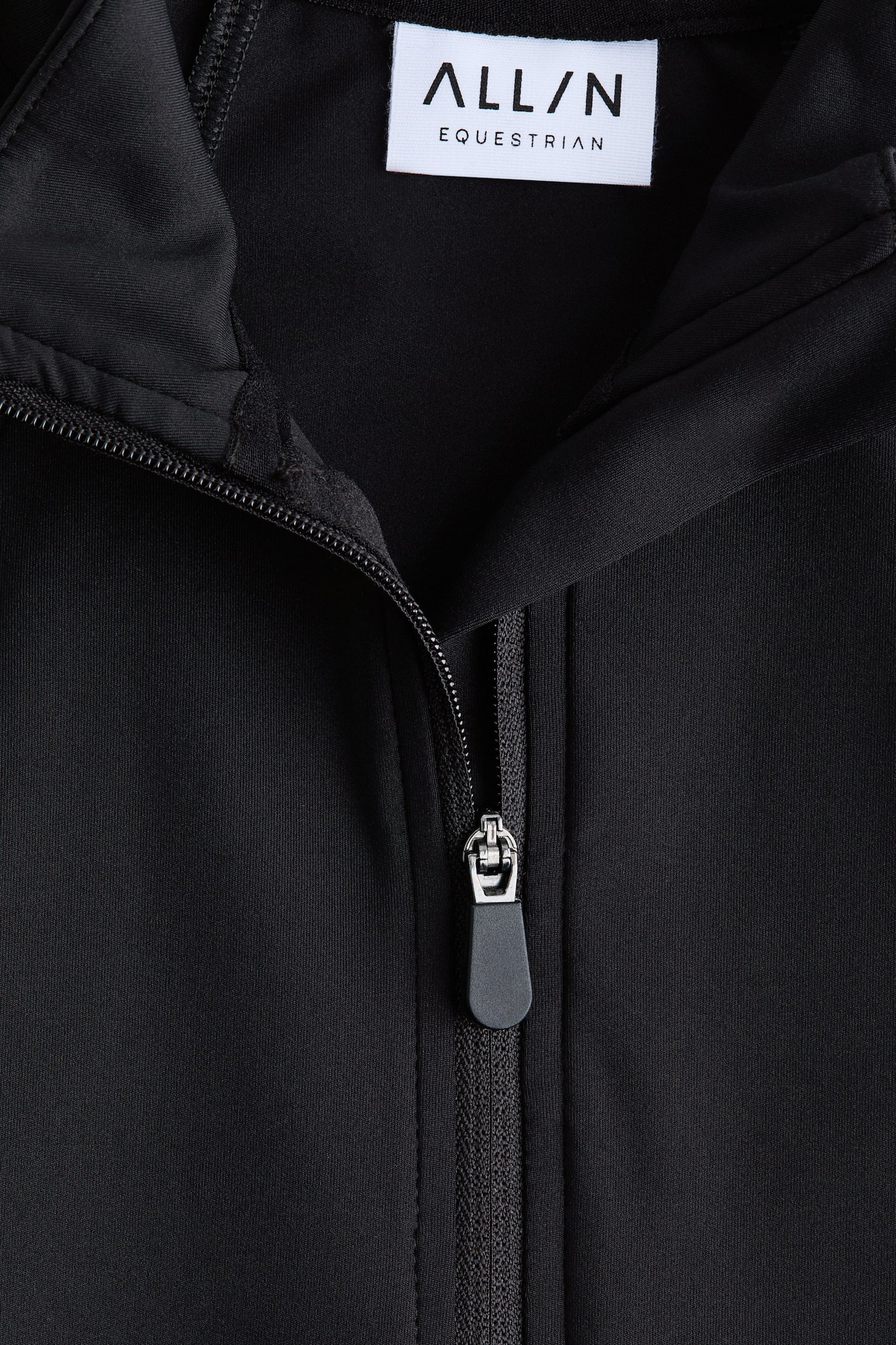 Zip-top sports top - Black/Brown - 4
