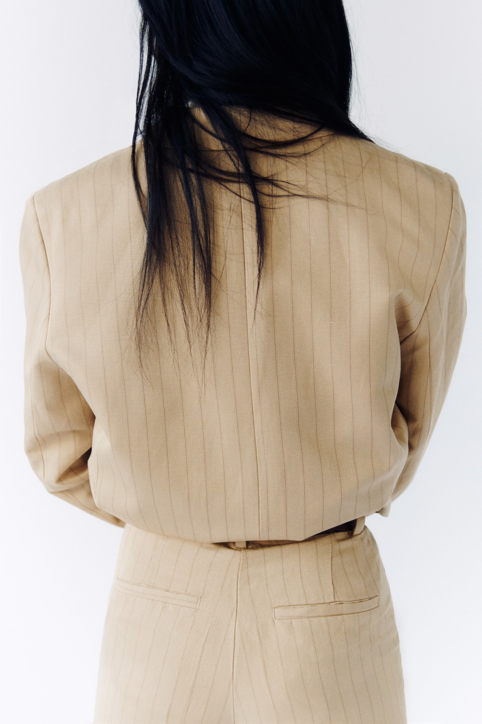 Tailored linen-blend trousers - Beige/Pinstriped - 4