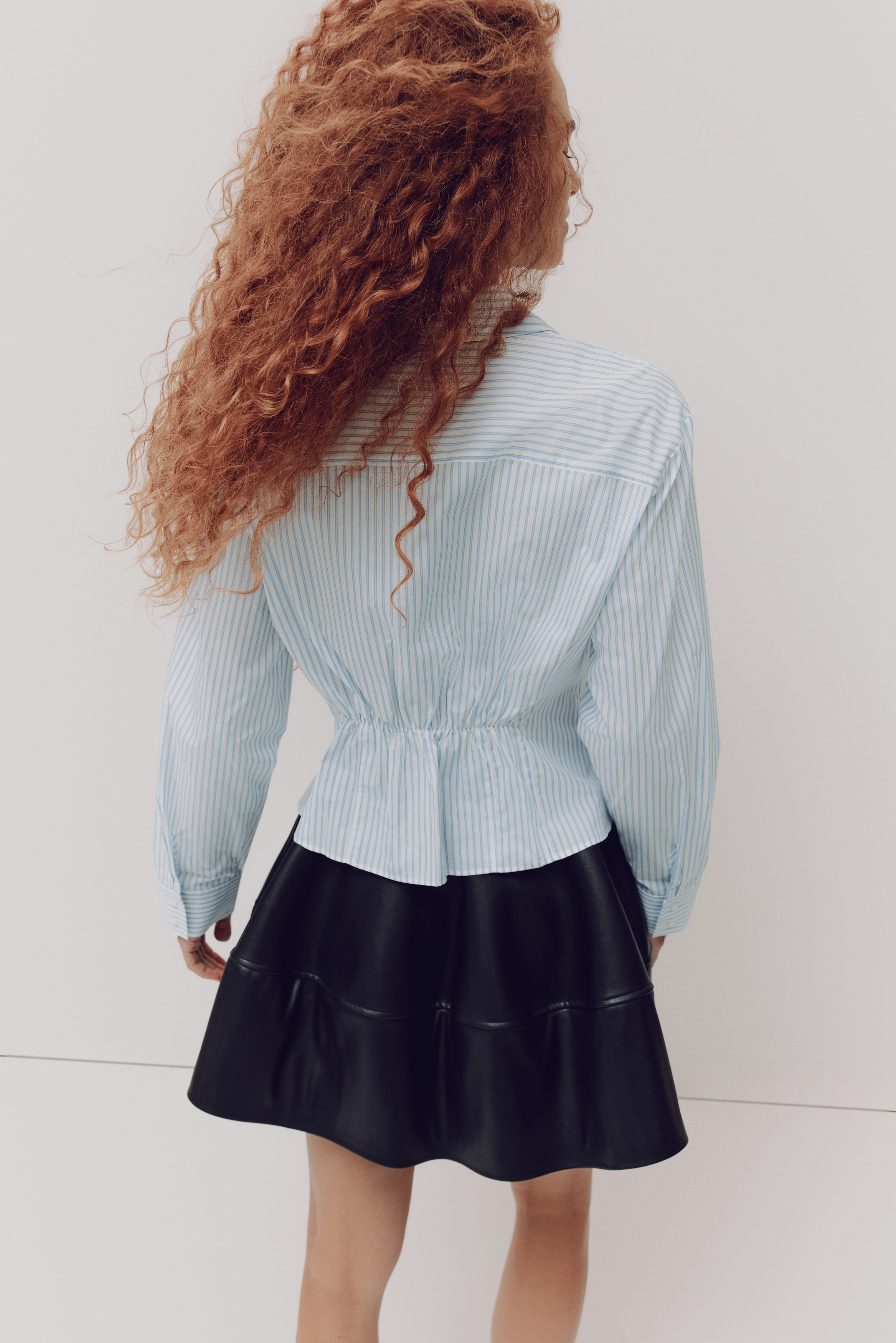 Waisted poplin shirt