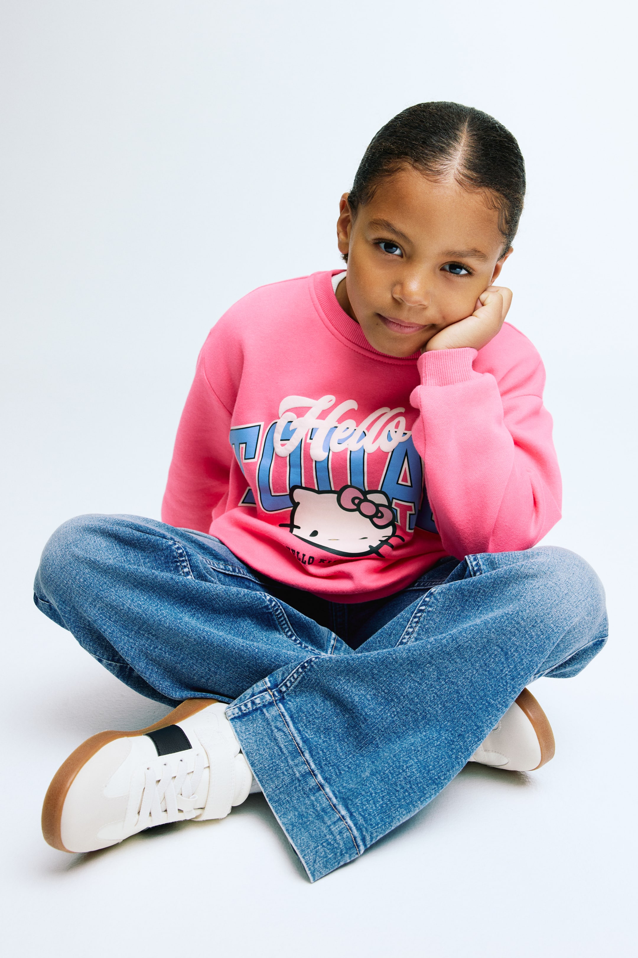 View larger image: Printed sweatshirt - Pink/Hello Kitty - Kids | H&M IN 3
