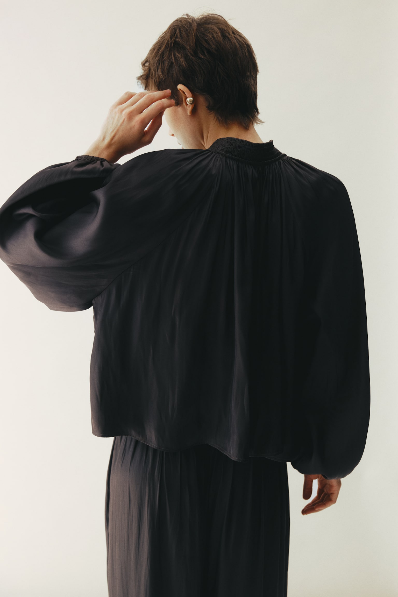 Oversized V-neck blouse - Dark brown - 4