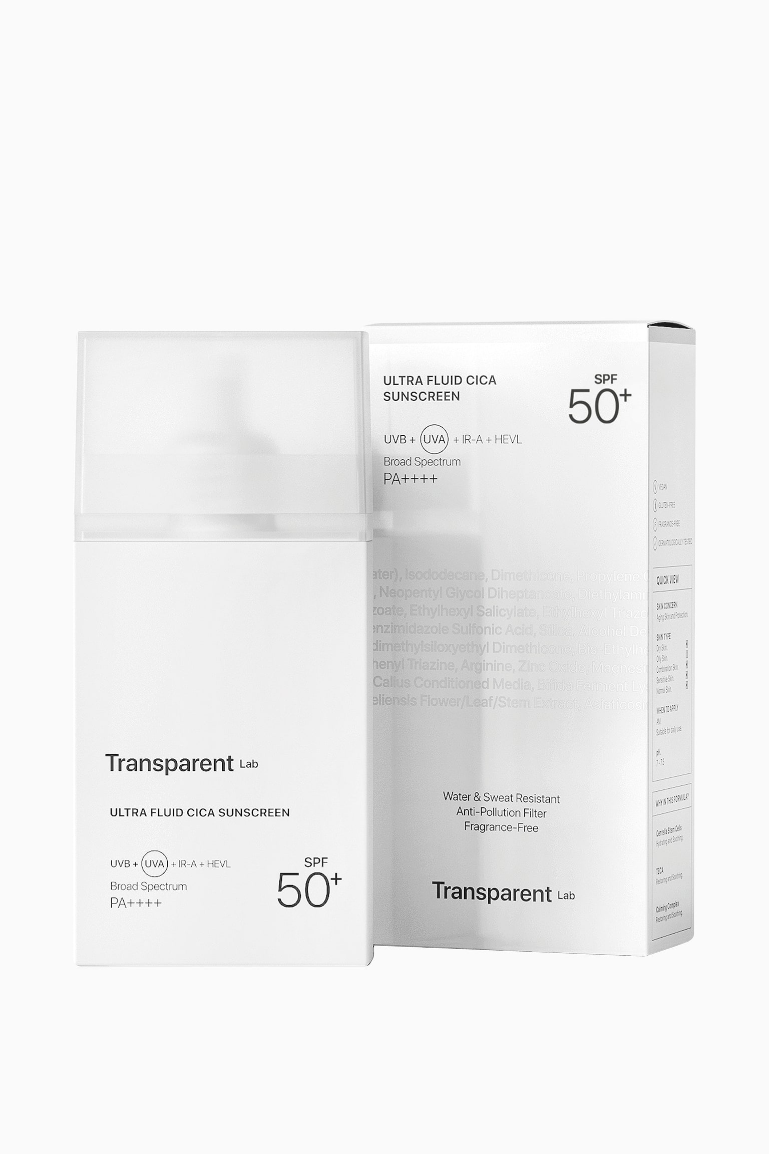 En rektangulÃ¦r hvid flaske med Transparent Lab Ultra Fluid Cica Sunscreen og en matteret, halvgennemsigtig hÃ¦tte stÃ¥r vendt fremad ved siden af den matchende emballageÃ¦ske i pap. YderÃ¦sken er let vinklet mod hÃ¸jre og viser produktoplysninger, ingredienser og branding i minimalistisk sort tekst.