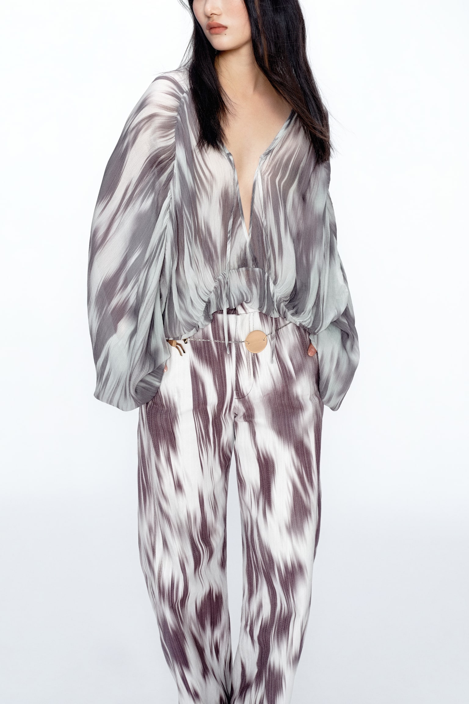 Balloon-sleeved chiffon blouse - White/Dark grey patterned - 4