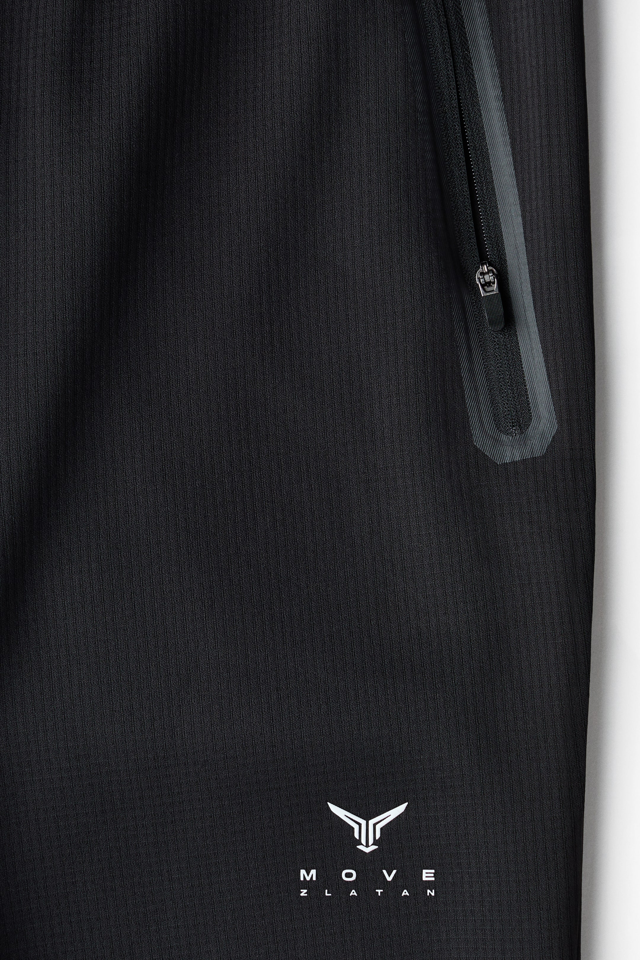 View larger image: Warming sports joggers with ThermoMove™ - Black/Move Zlatan - Men | H&M IN 7