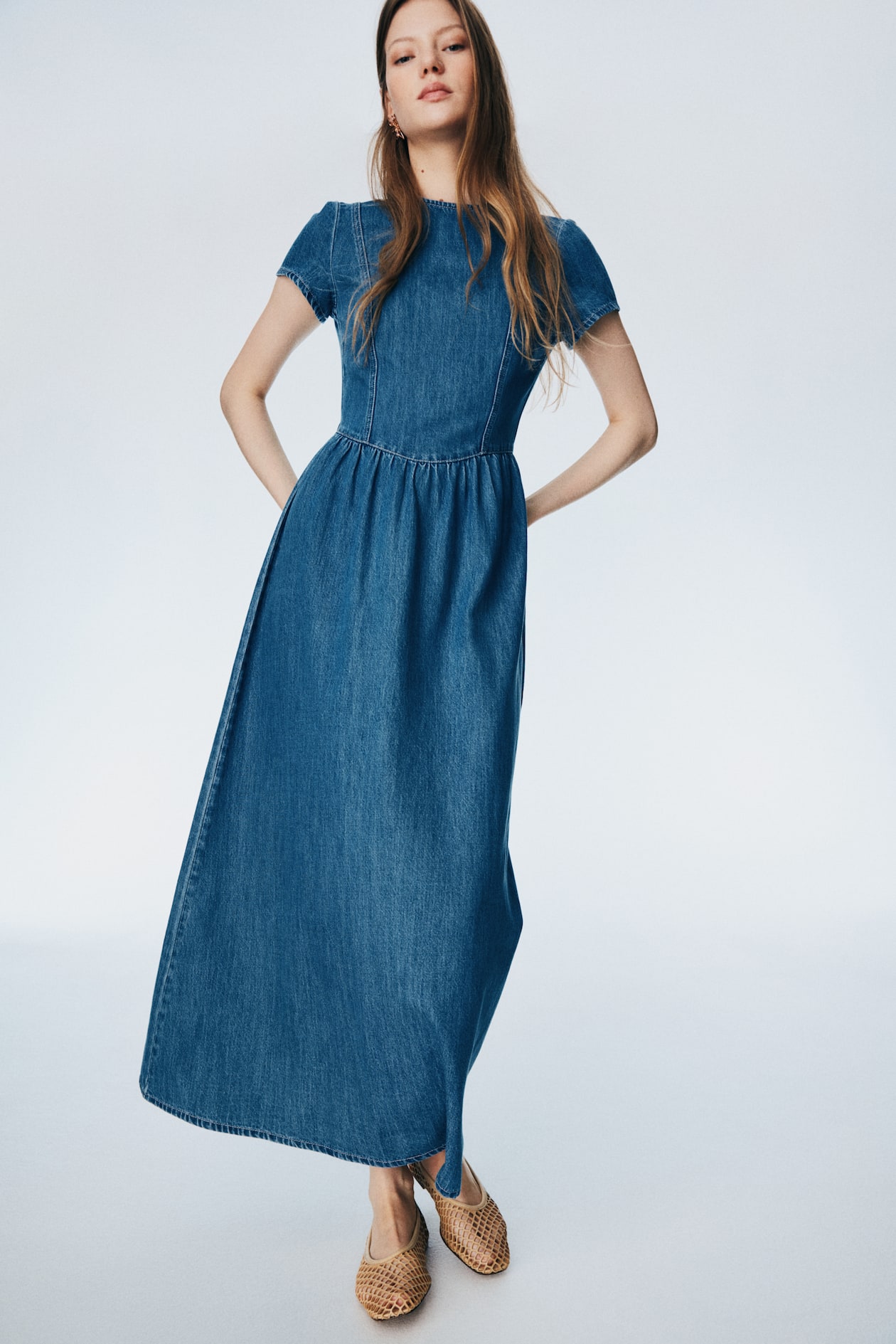 Good American Denim Maxi Dress With Pockets NWT Good American Fit