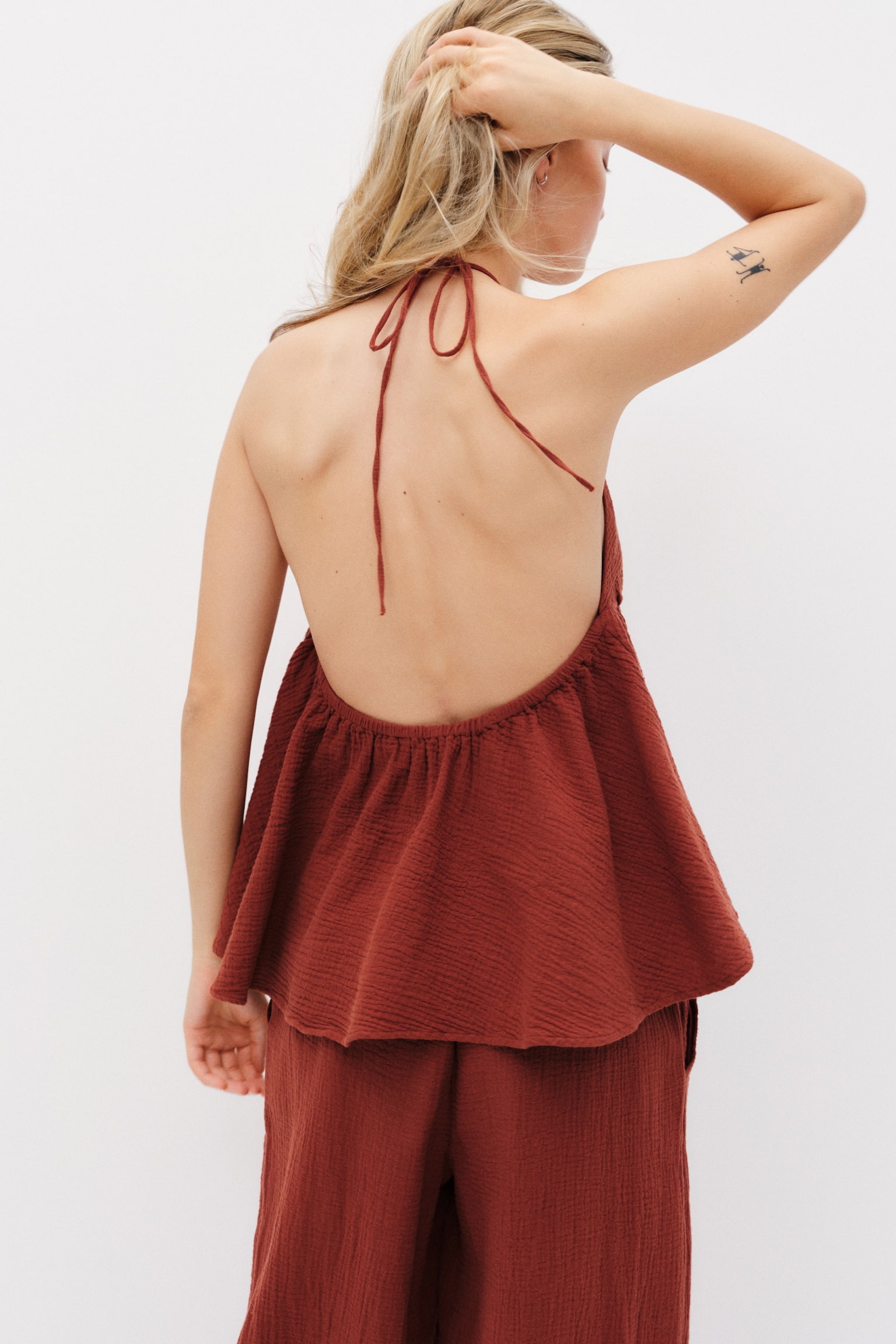 Cotton halterneck top - Rojo teja/Beige claro/Diseño - 4