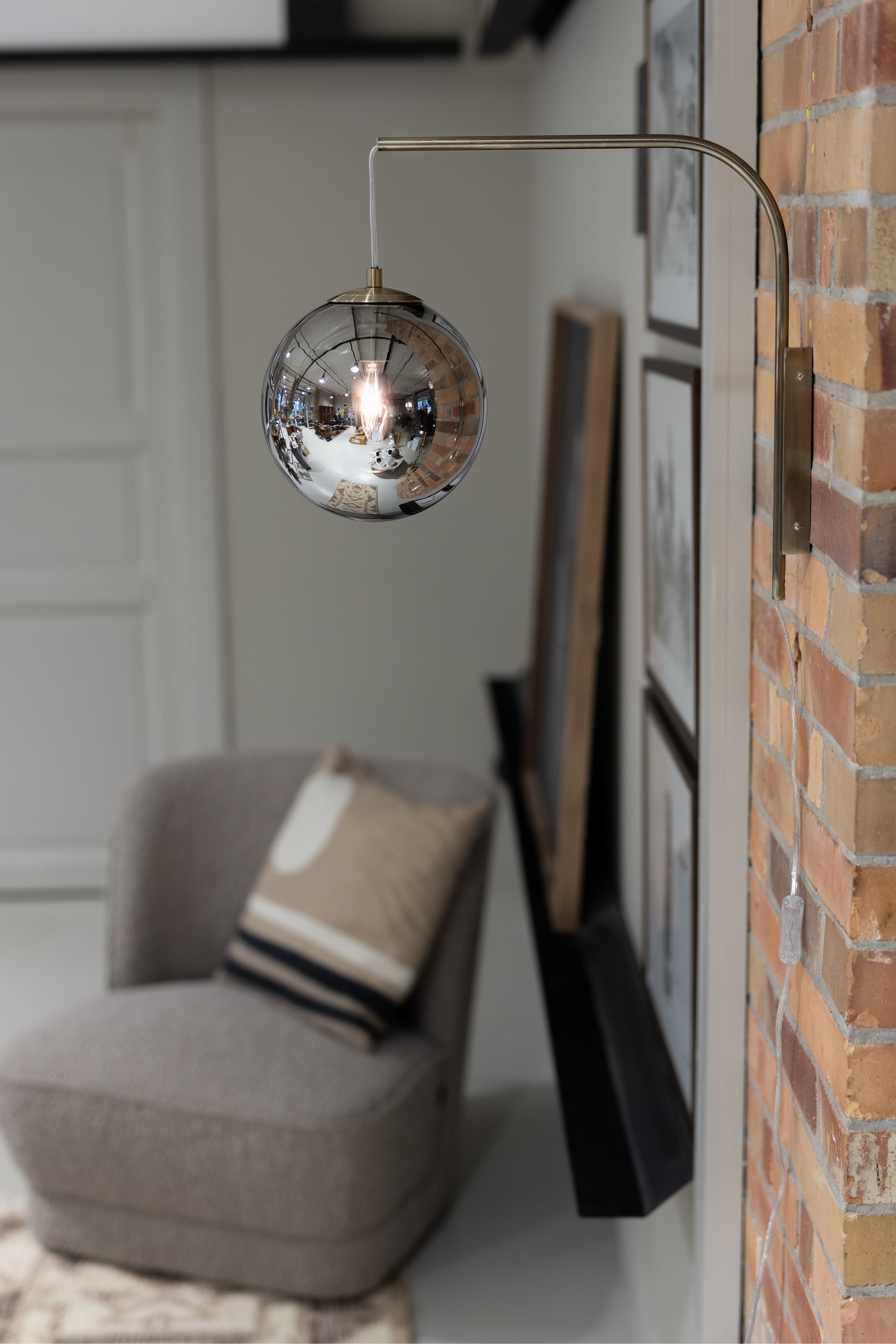 Zobacz większy obraz: Lampa Ścienna Dione - Mosiądz Antyczny - Markslöjd - HOME | H&M PL 1