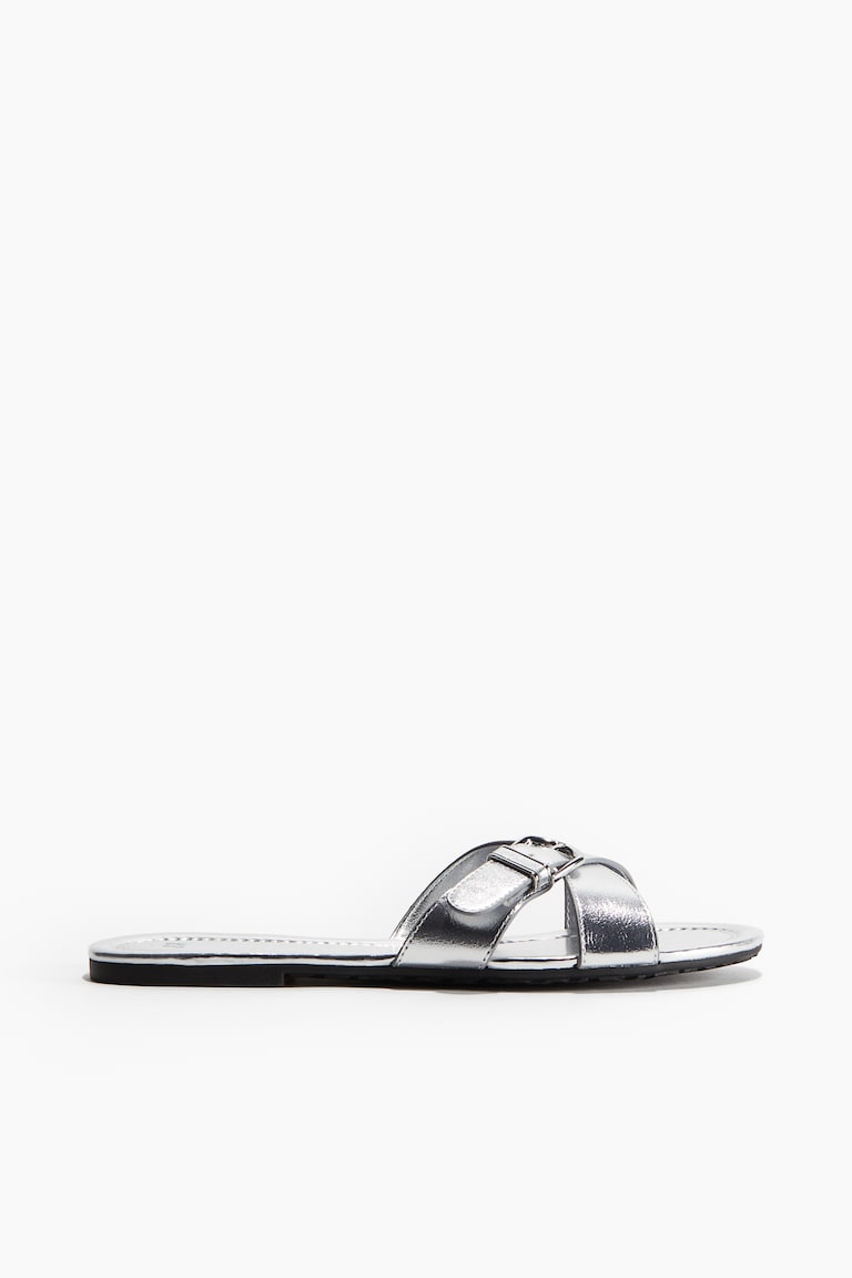 HM 26S KELLY BUCKLE THONG SANDALS IN BLACK CALFSKIN SILVER METALLIC STRAP