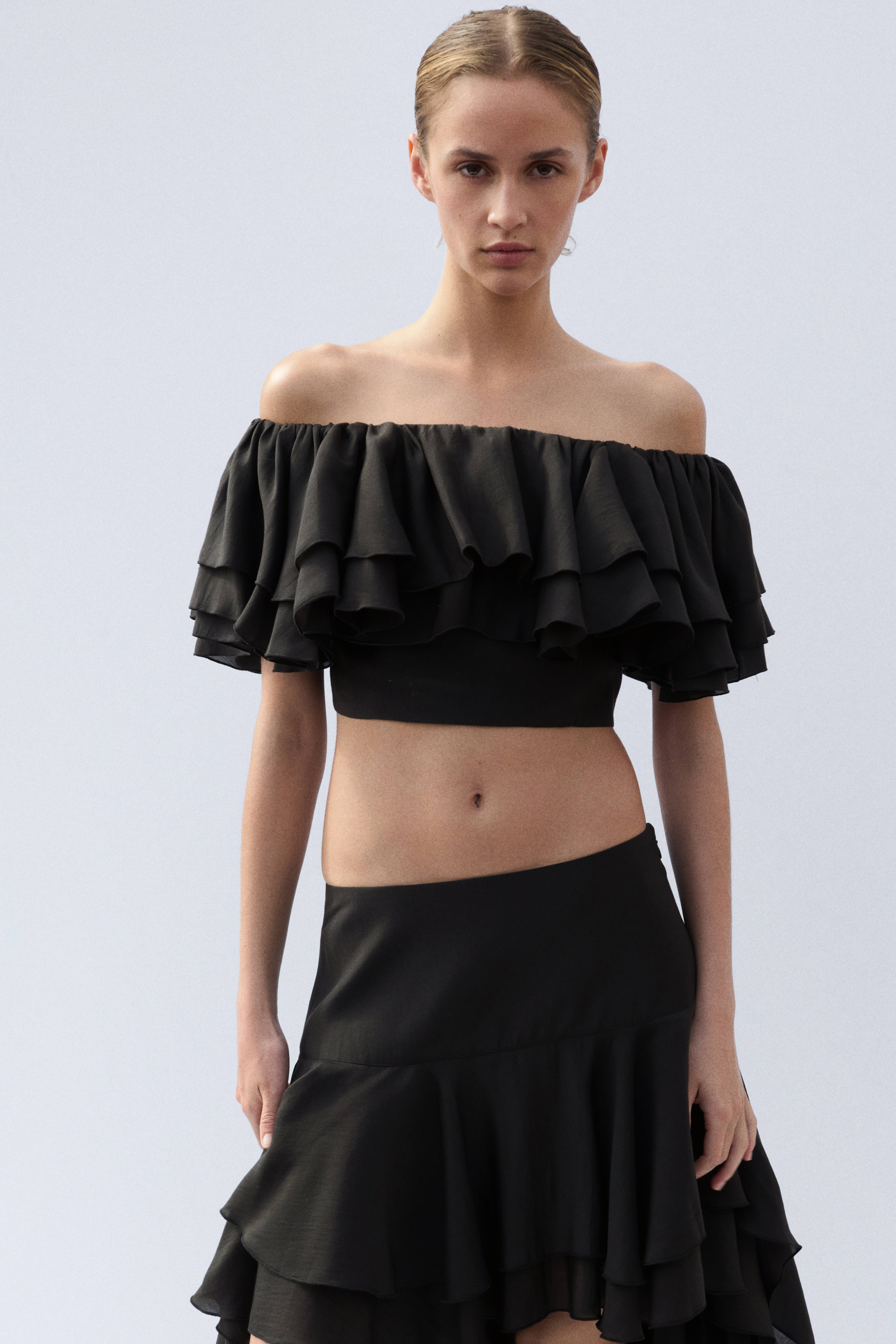 Jupe asymétrique volantée