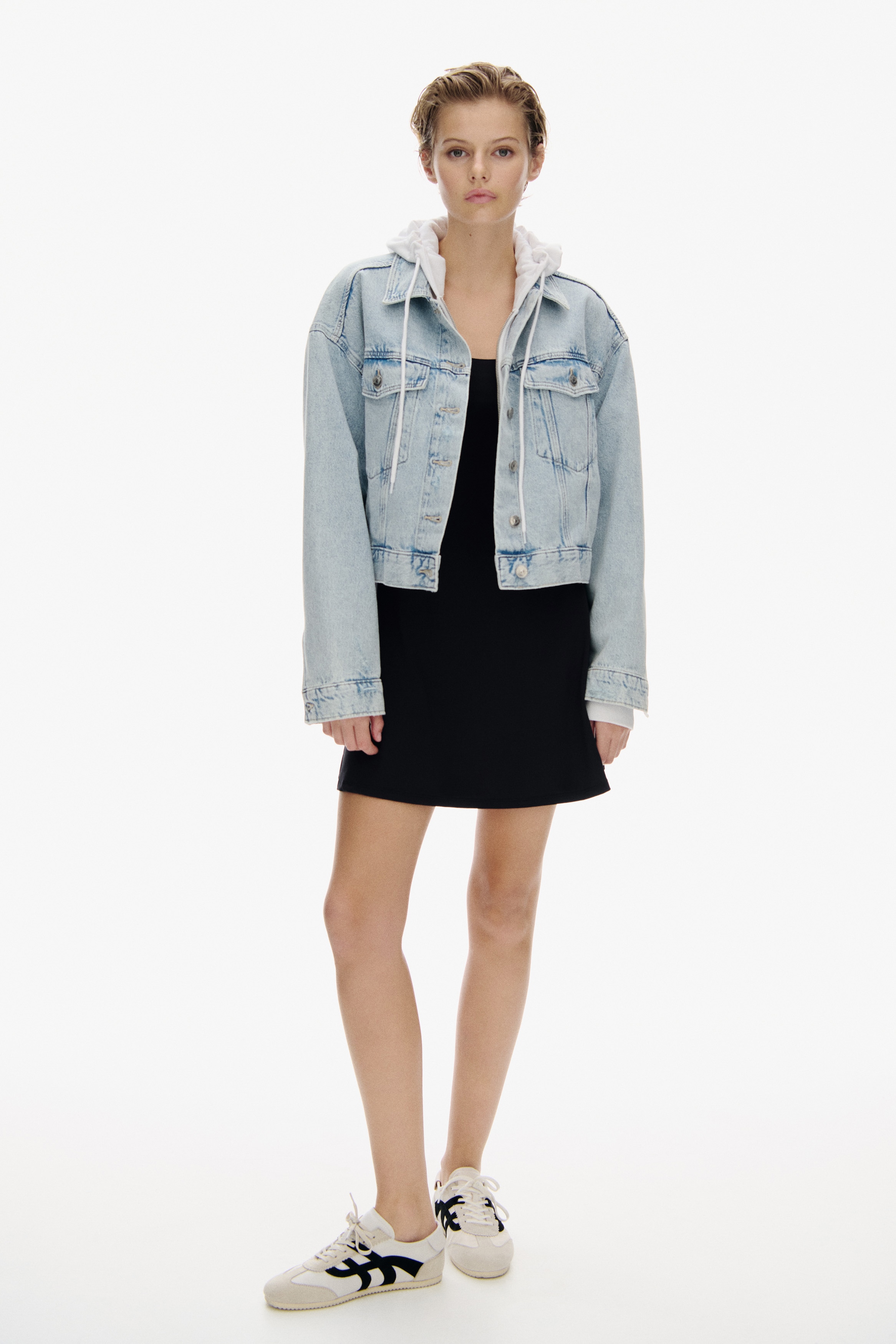 Sleeveless microfibre dress