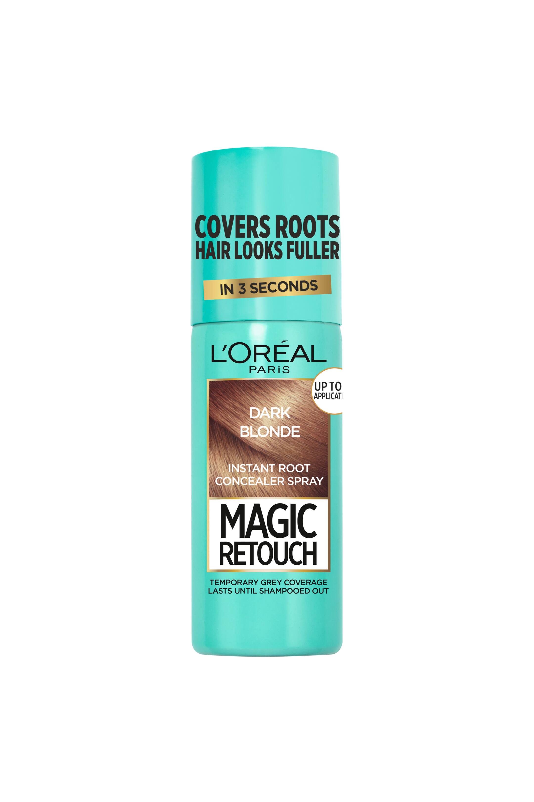 Visa större bild: Stående upprätt i frontläge visas en turkos sprayburk av L'Or�al Paris Magic Retouch Instant Root Concealer Spray i nyansen "Dark Blonde" med produktetiketterna synliga. Förpackningen har svart text på korken som lyder "Covers Roots, Hair Looks Fuller" och en central grafik på kroppen som visar ett färgprov av mörkblont hår.